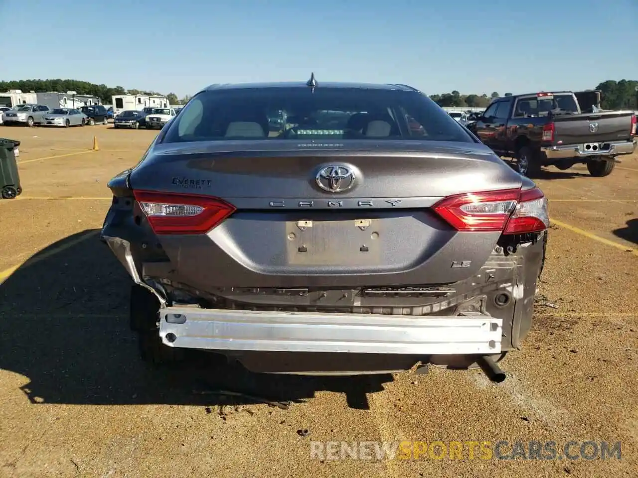 6 Photograph of a damaged car 4T1B11HK6KU775721 TOYOTA CAMRY 2019