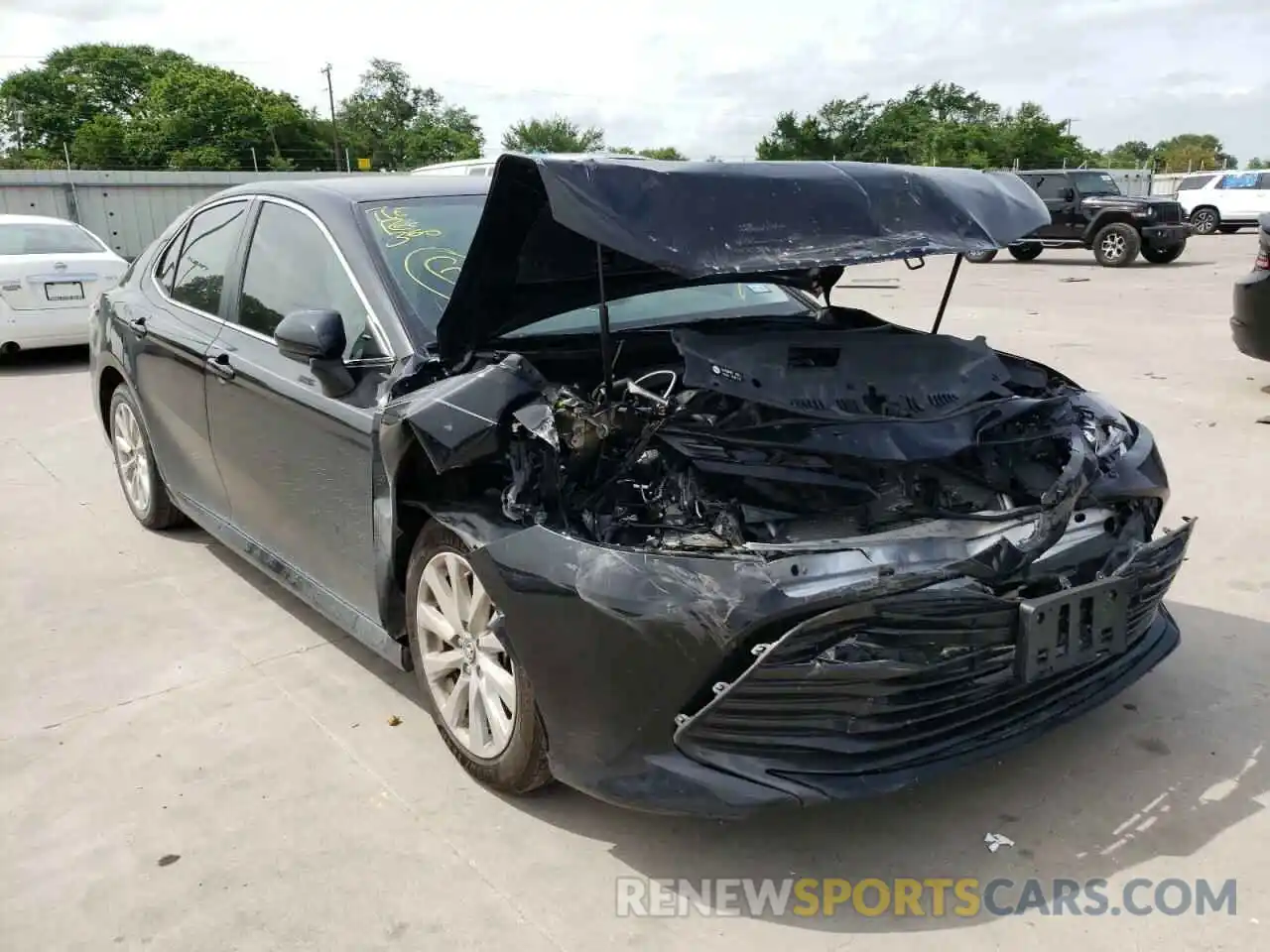 1 Photograph of a damaged car 4T1B11HK6KU777422 TOYOTA CAMRY 2019