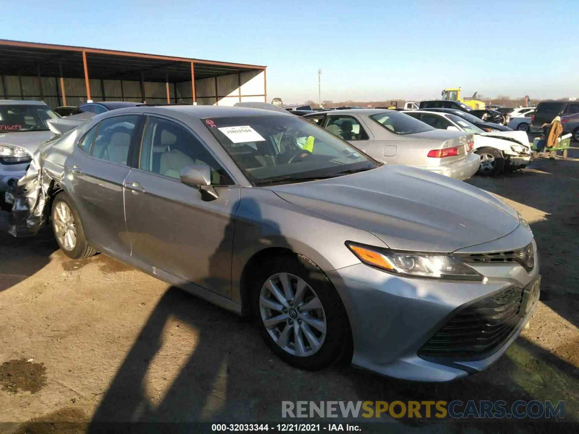 1 Photograph of a damaged car 4T1B11HK6KU778389 TOYOTA CAMRY 2019