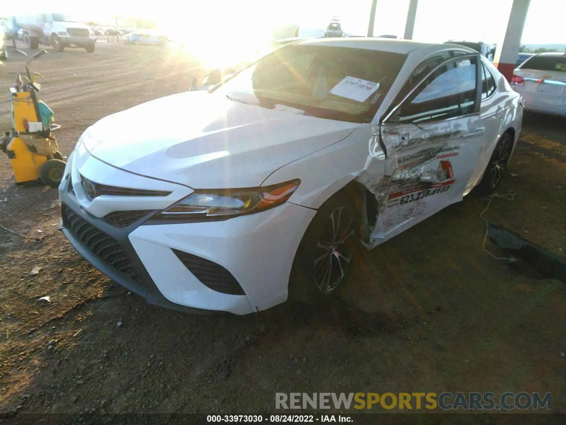 2 Photograph of a damaged car 4T1B11HK6KU780174 TOYOTA CAMRY 2019