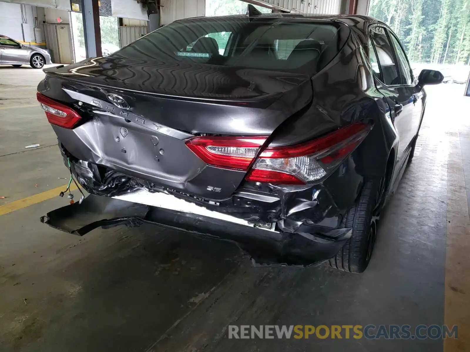 9 Photograph of a damaged car 4T1B11HK6KU784239 TOYOTA CAMRY 2019