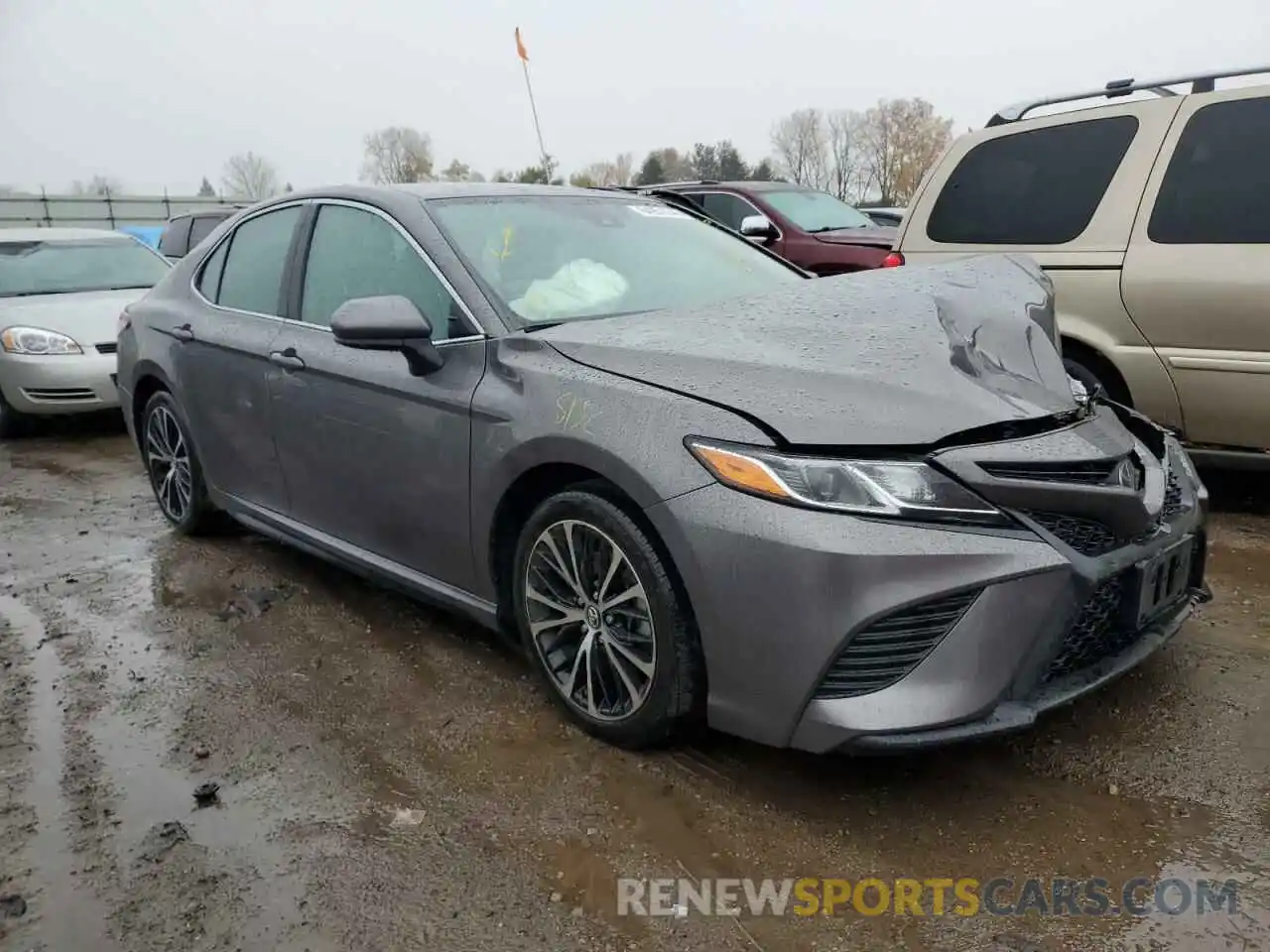 1 Photograph of a damaged car 4T1B11HK6KU788162 TOYOTA CAMRY 2019