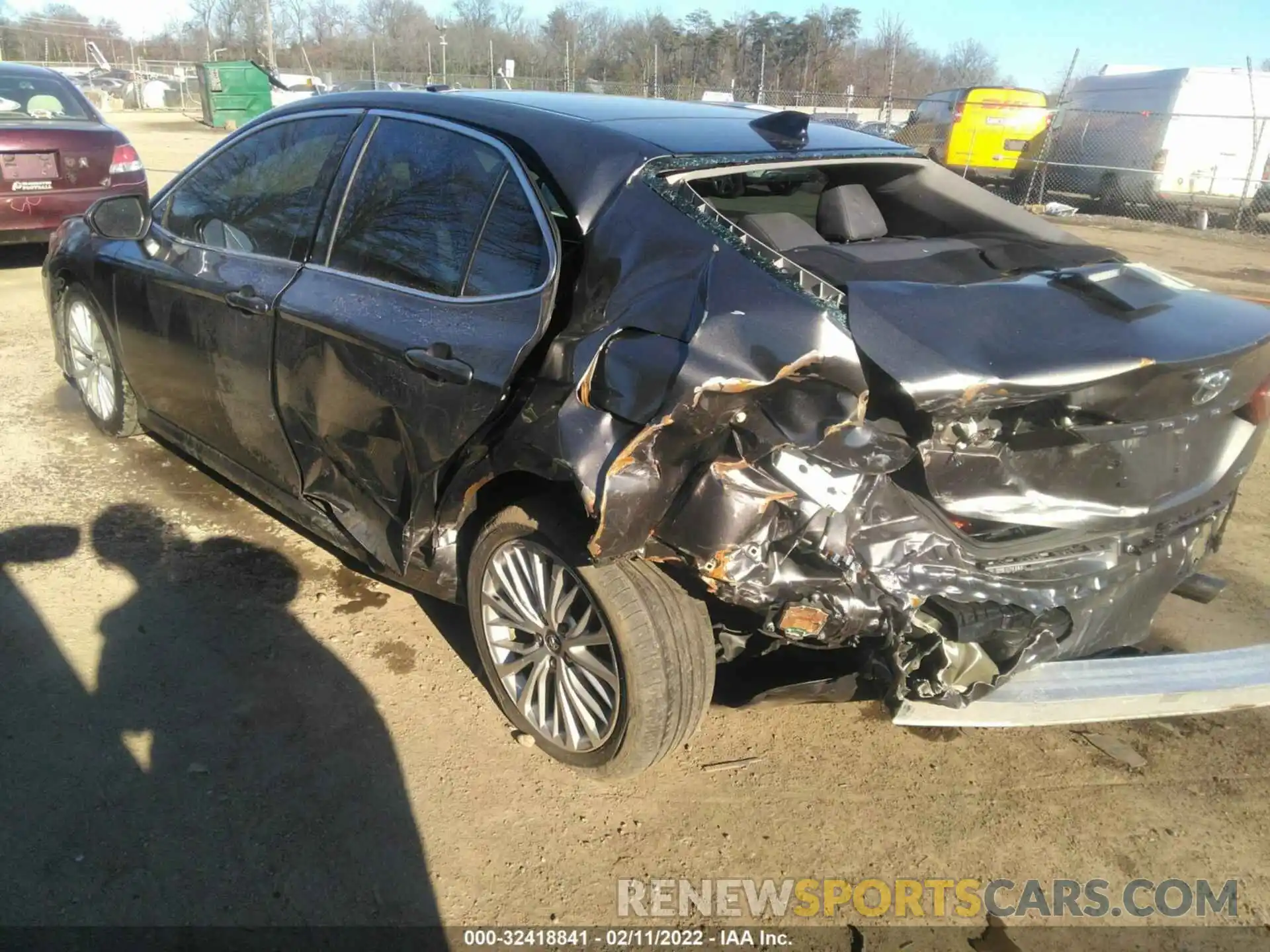 3 Photograph of a damaged car 4T1B11HK6KU788730 TOYOTA CAMRY 2019