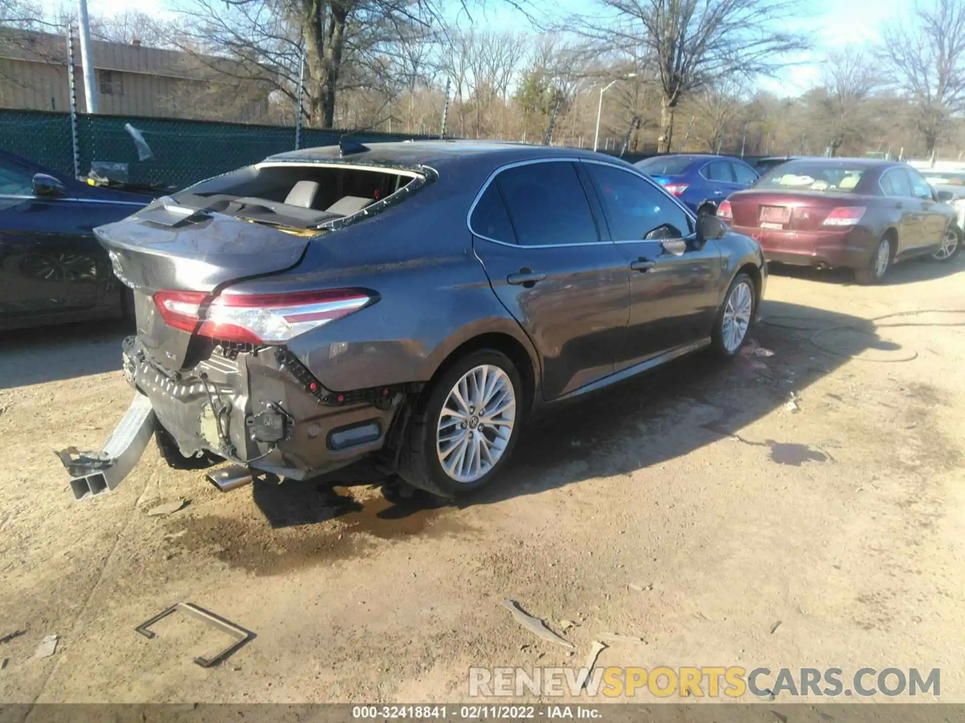 4 Photograph of a damaged car 4T1B11HK6KU788730 TOYOTA CAMRY 2019