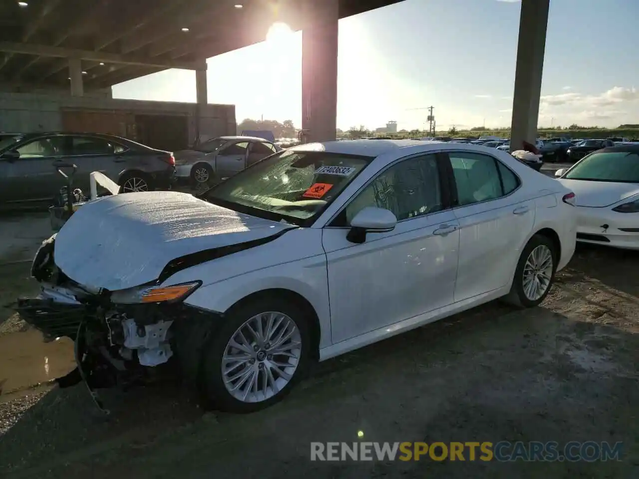 1 Photograph of a damaged car 4T1B11HK6KU790378 TOYOTA CAMRY 2019