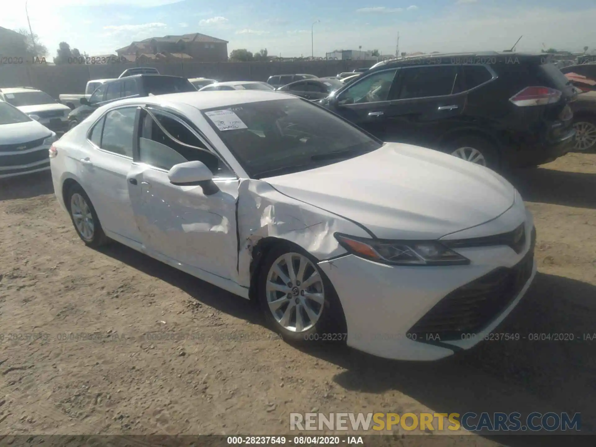 1 Photograph of a damaged car 4T1B11HK6KU792082 TOYOTA CAMRY 2019