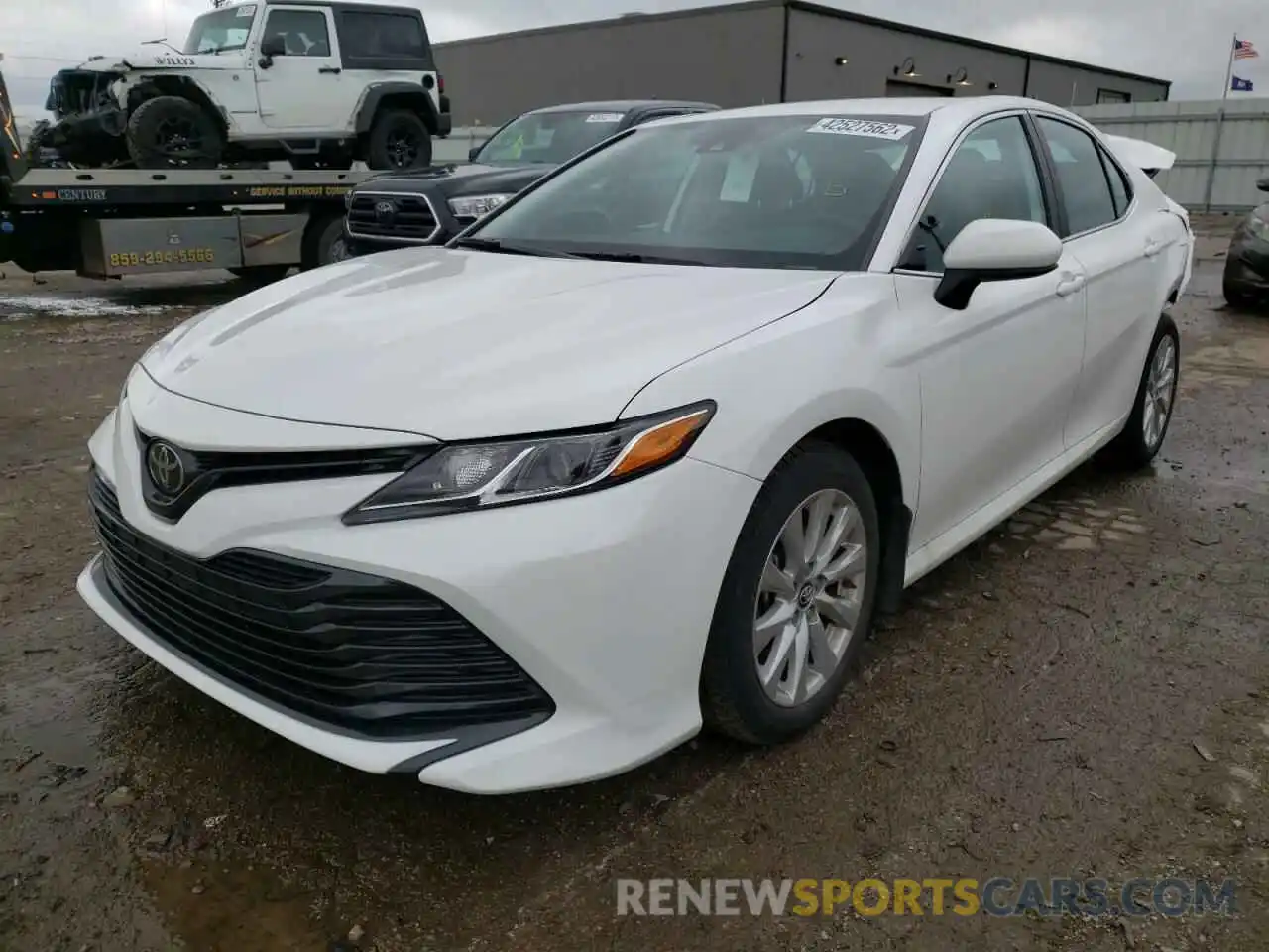 2 Photograph of a damaged car 4T1B11HK6KU792891 TOYOTA CAMRY 2019