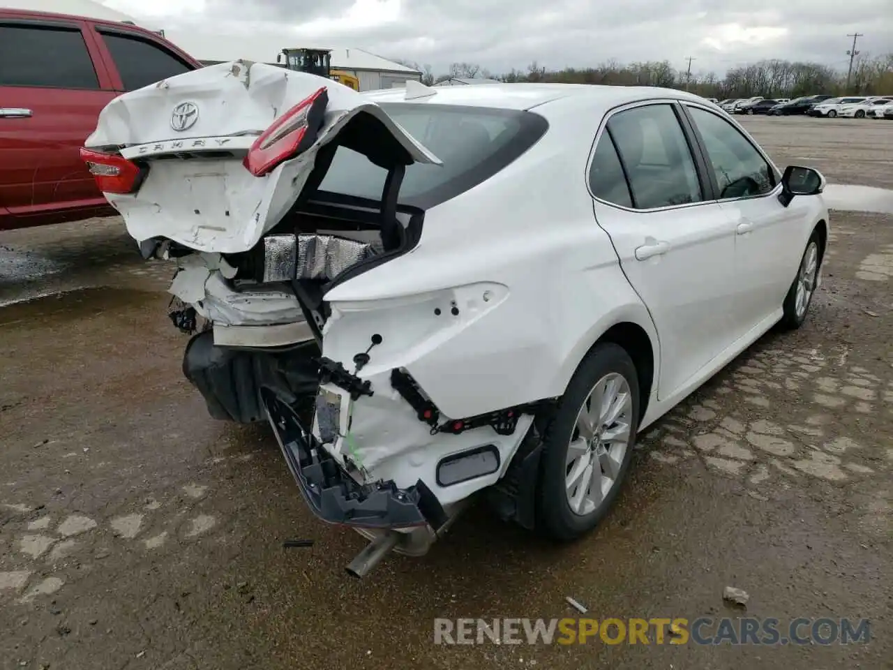 4 Photograph of a damaged car 4T1B11HK6KU792891 TOYOTA CAMRY 2019