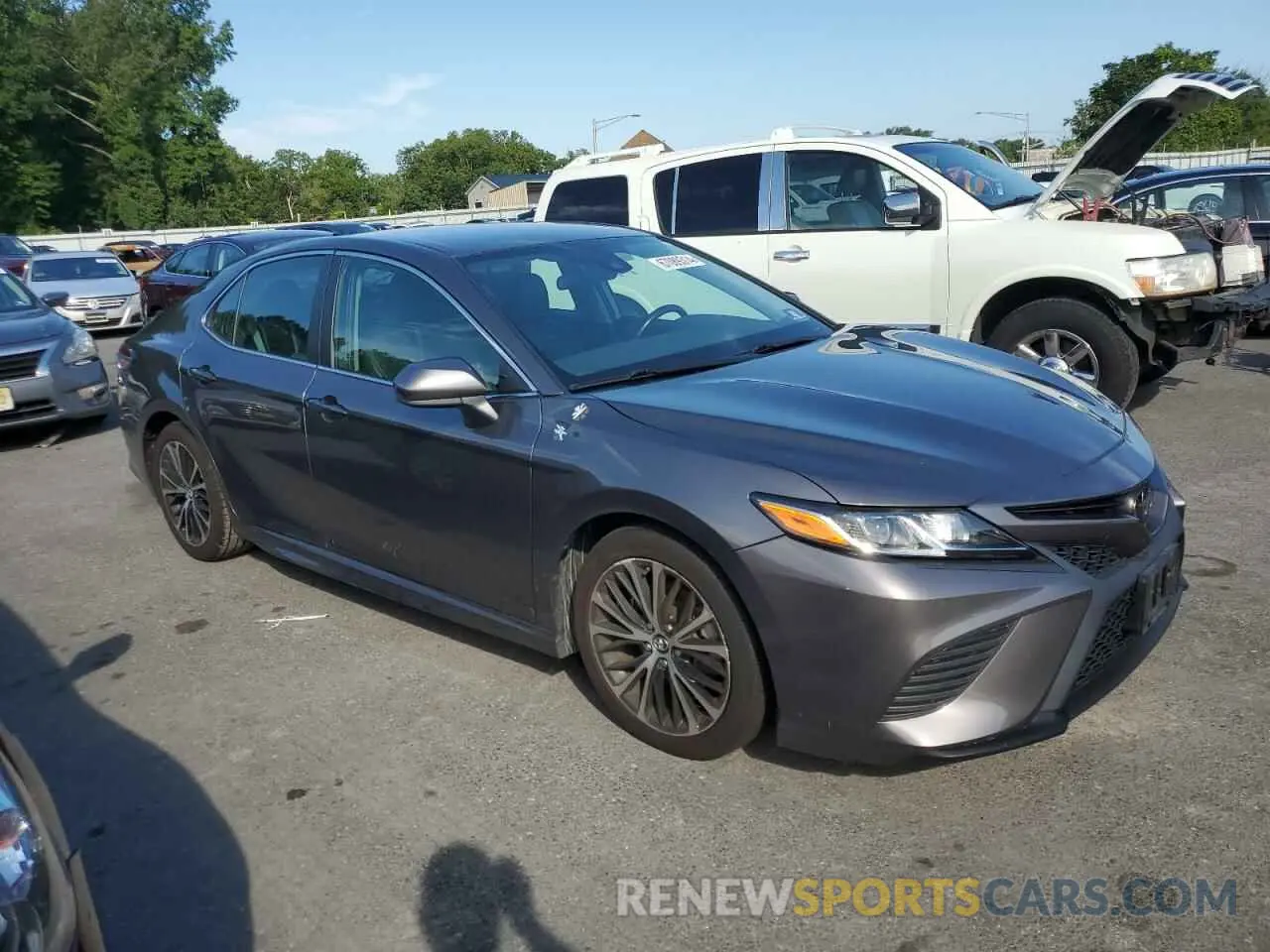 4 Photograph of a damaged car 4T1B11HK6KU795547 TOYOTA CAMRY 2019
