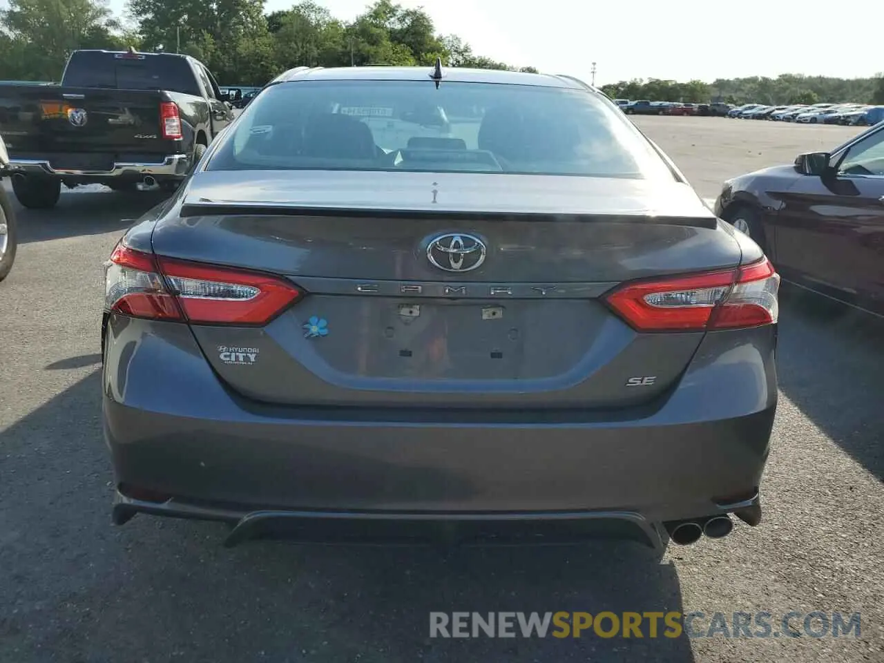 6 Photograph of a damaged car 4T1B11HK6KU795547 TOYOTA CAMRY 2019