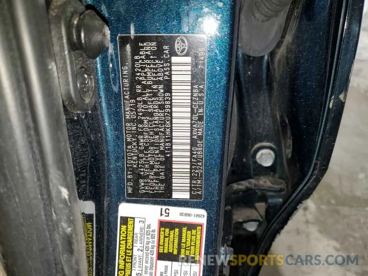 15 Photograph of a damaged car 4T1B11HK6KU799839 TOYOTA CAMRY 2019