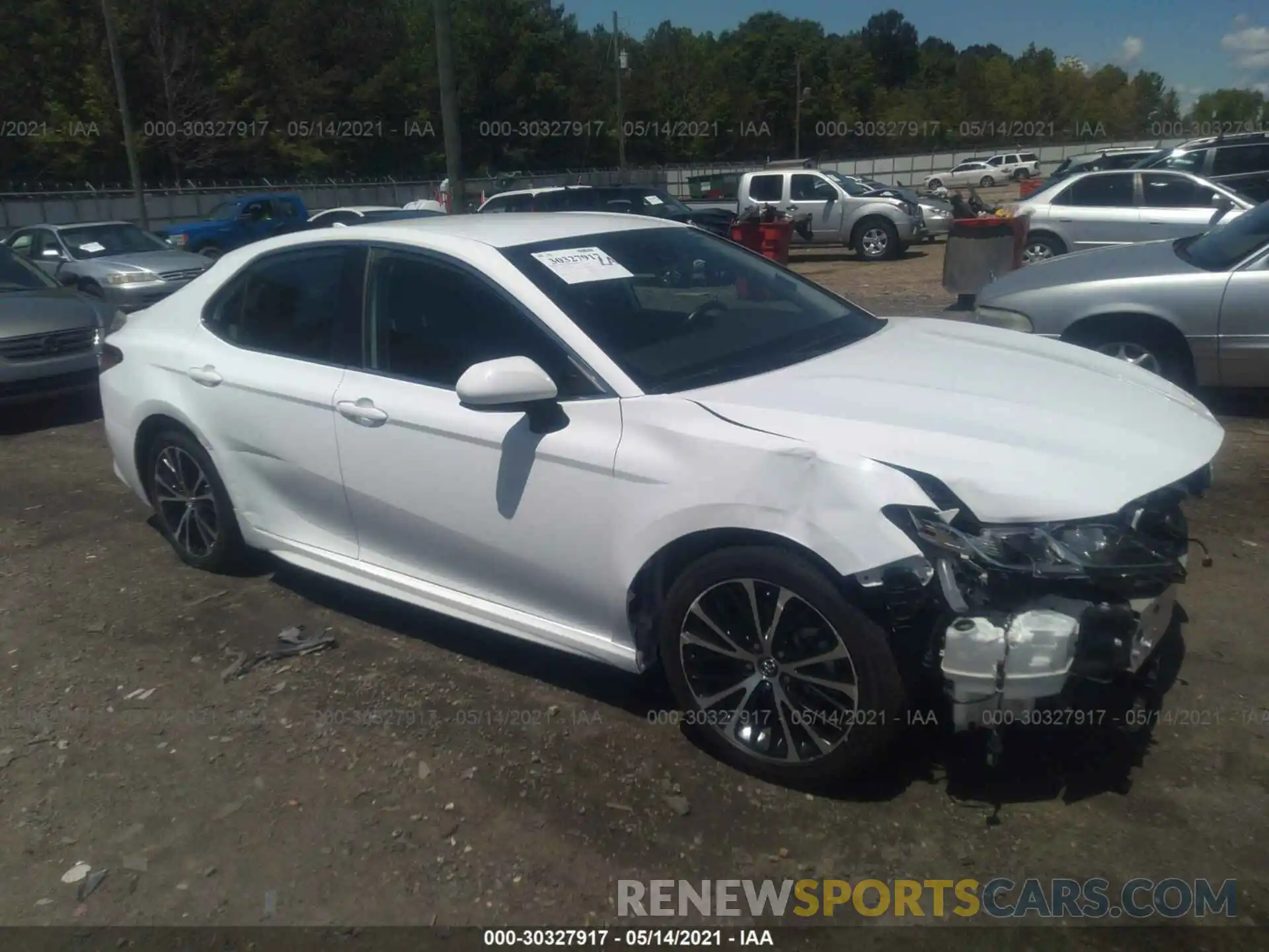 1 Photograph of a damaged car 4T1B11HK6KU799890 TOYOTA CAMRY 2019