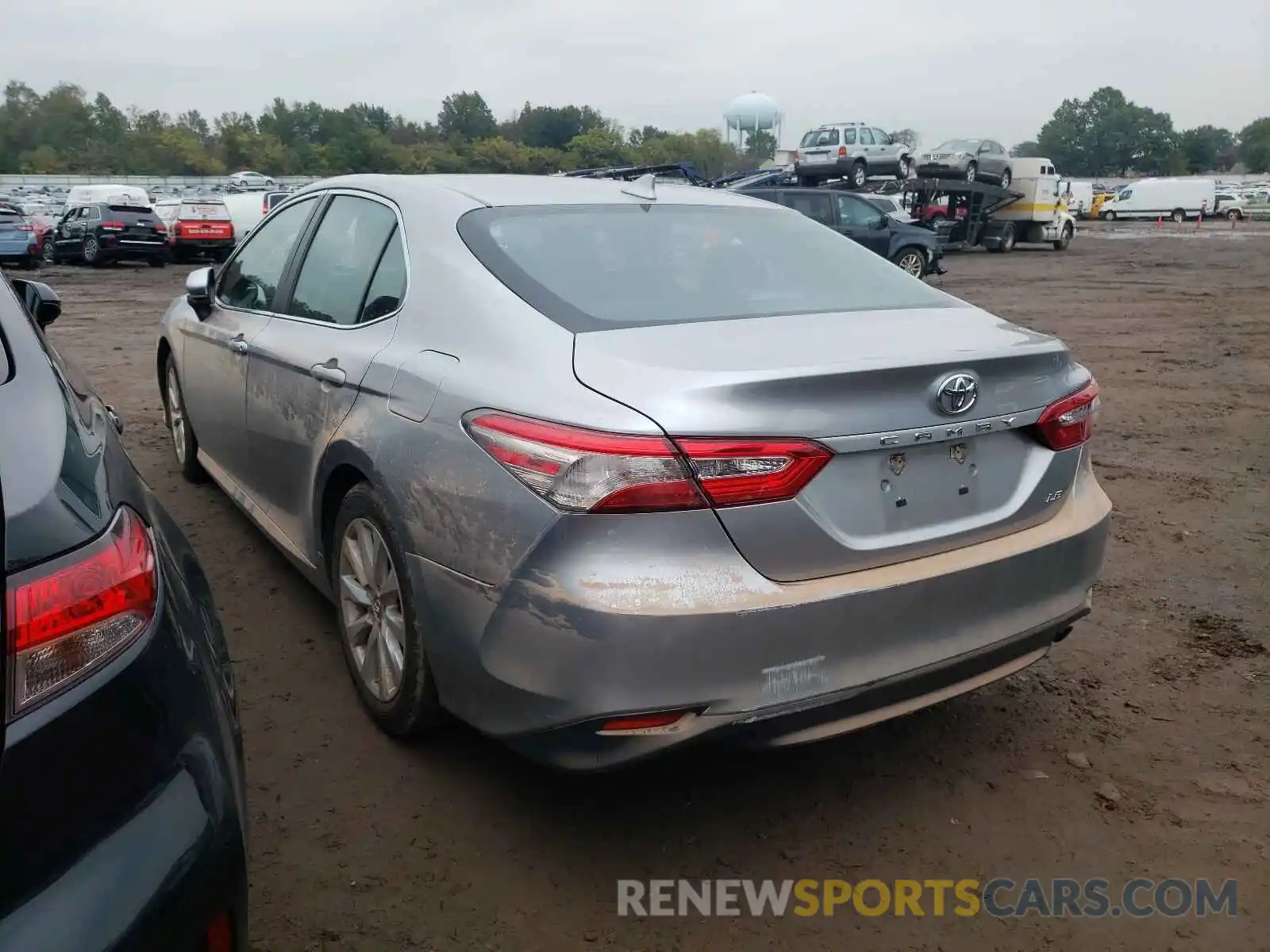 3 Photograph of a damaged car 4T1B11HK6KU803288 TOYOTA CAMRY 2019