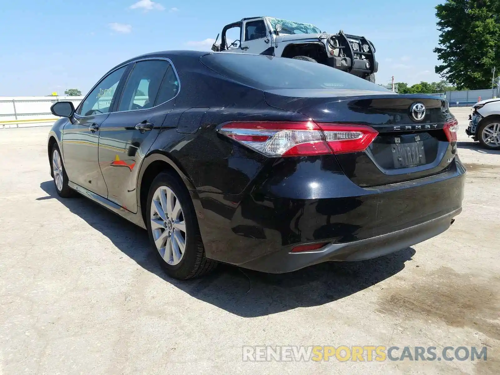 3 Photograph of a damaged car 4T1B11HK6KU803551 TOYOTA CAMRY 2019