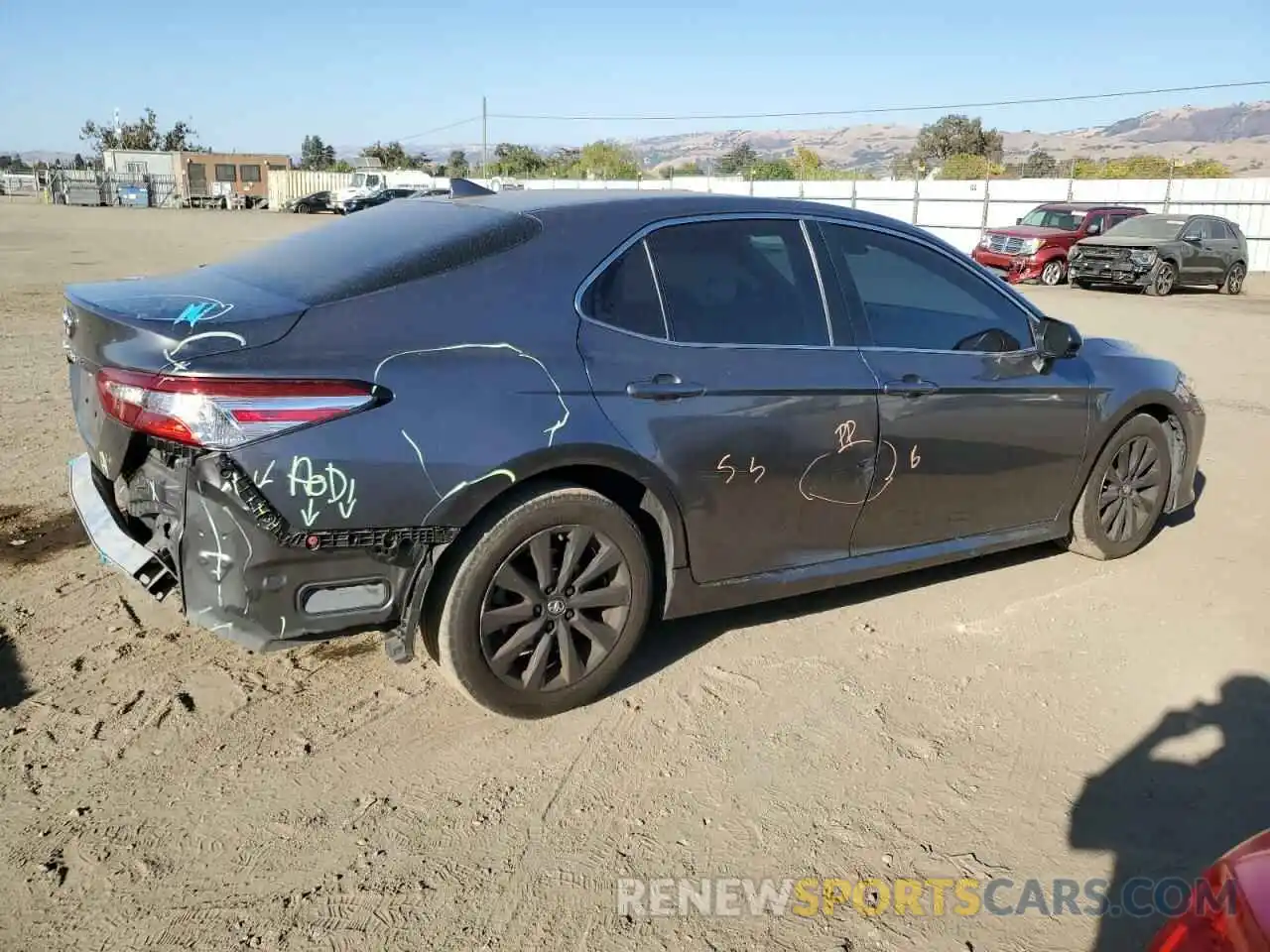 3 Photograph of a damaged car 4T1B11HK6KU804179 TOYOTA CAMRY 2019