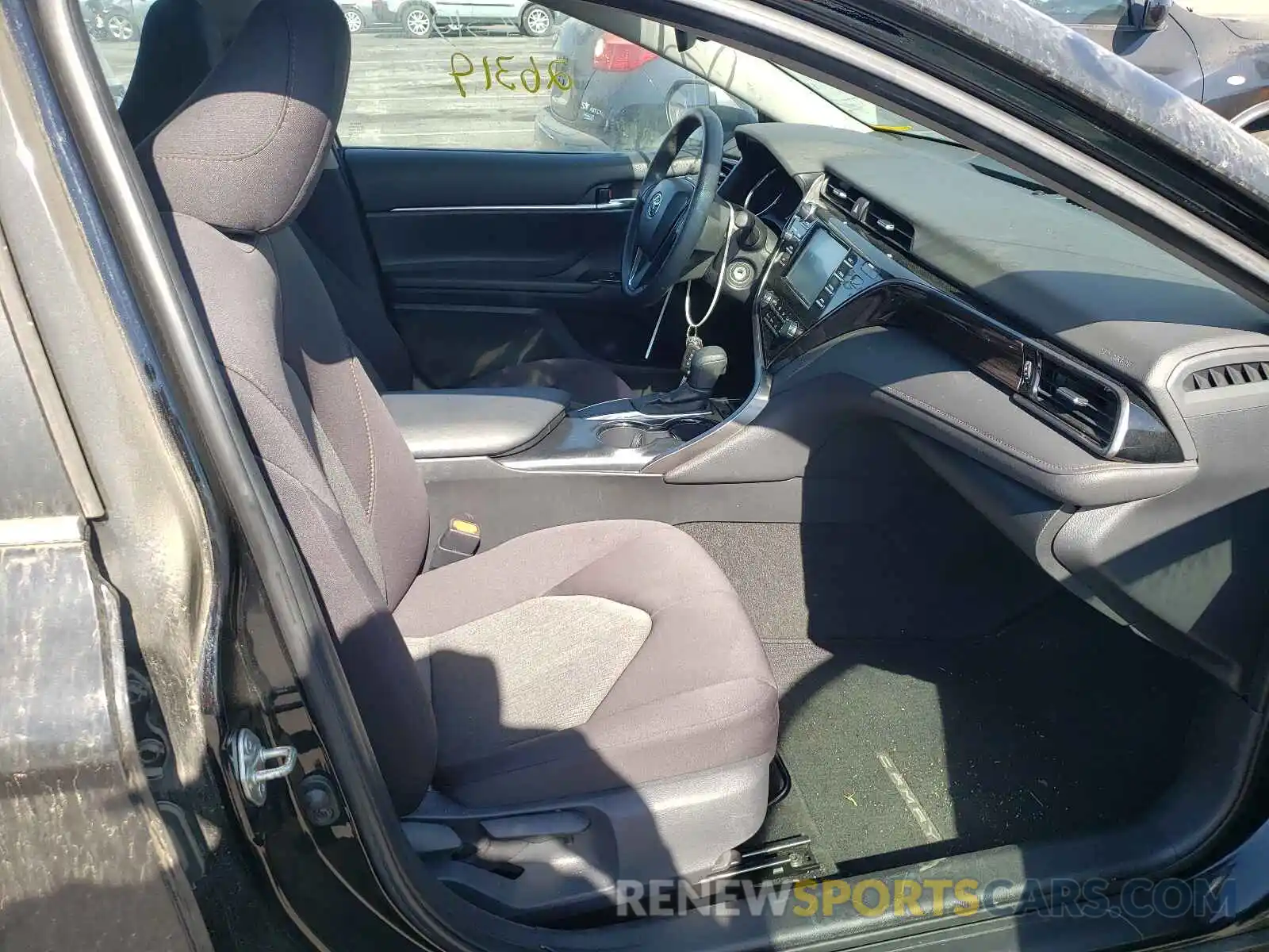 5 Photograph of a damaged car 4T1B11HK6KU804196 TOYOTA CAMRY 2019