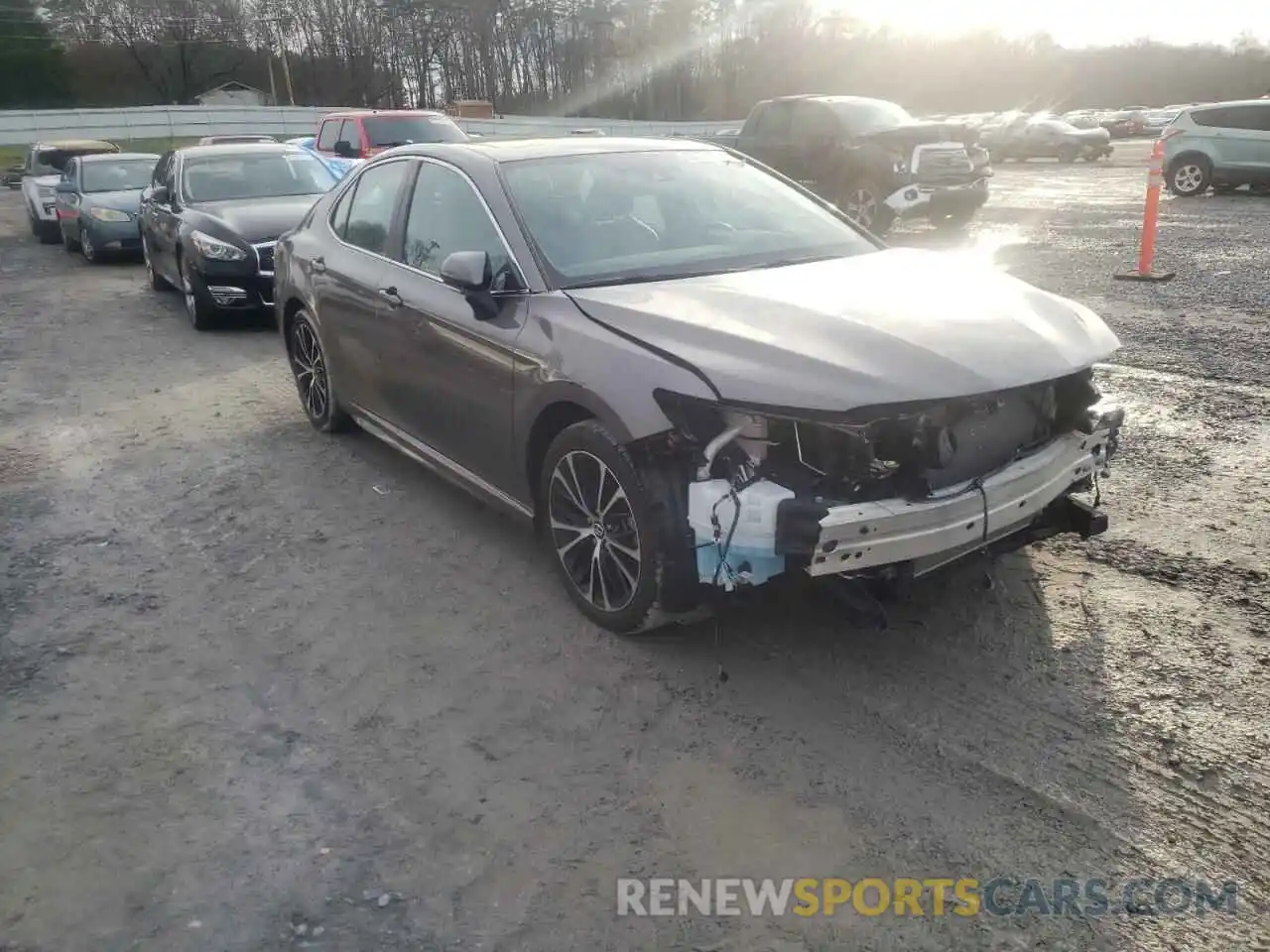 1 Photograph of a damaged car 4T1B11HK6KU806238 TOYOTA CAMRY 2019