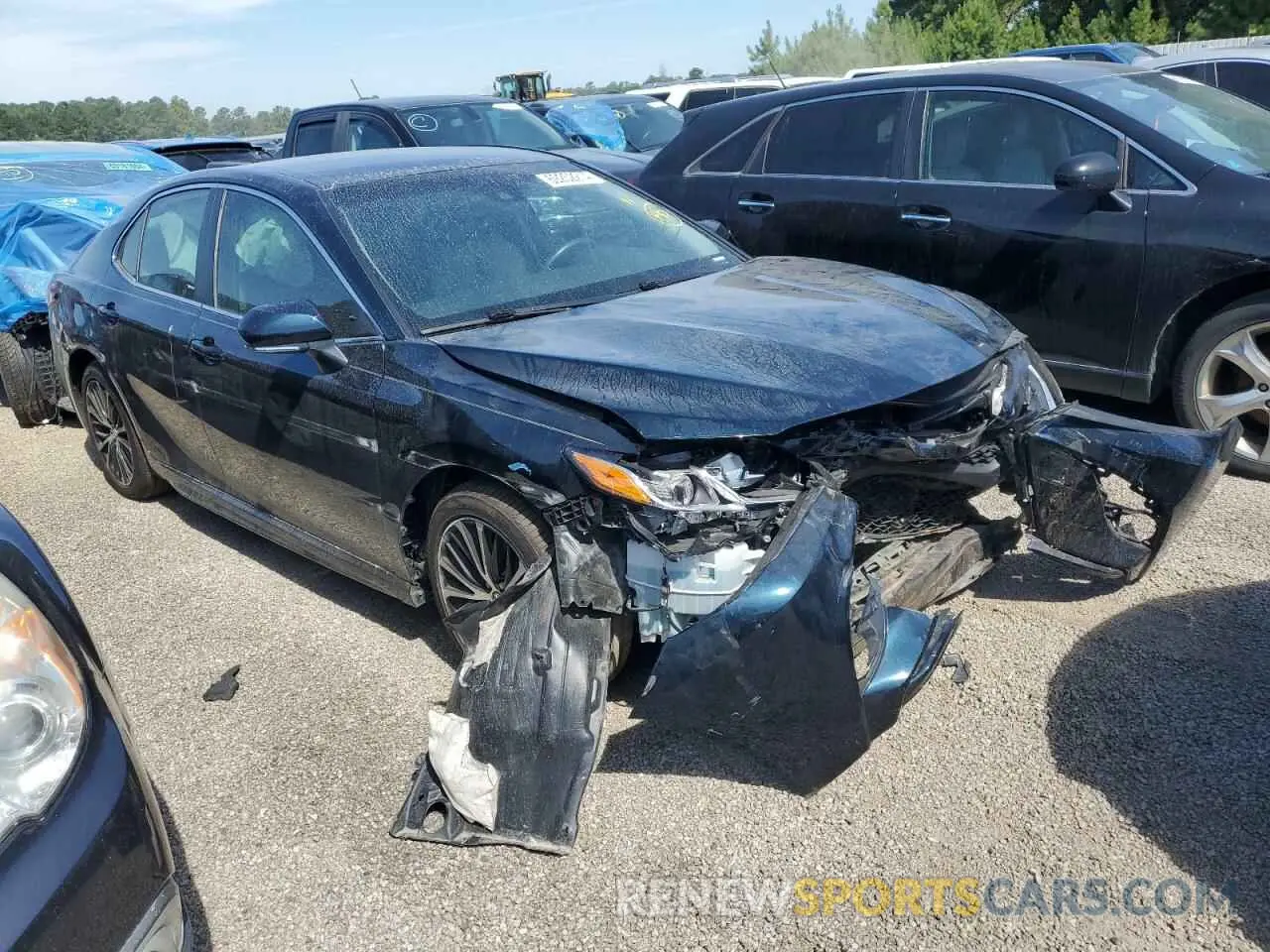 4 Photograph of a damaged car 4T1B11HK6KU806515 TOYOTA CAMRY 2019