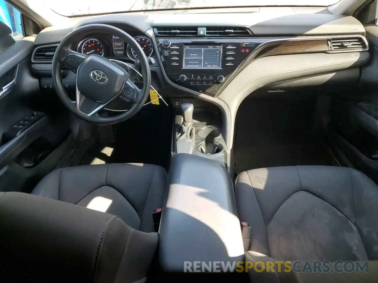 8 Photograph of a damaged car 4T1B11HK6KU807681 TOYOTA CAMRY 2019