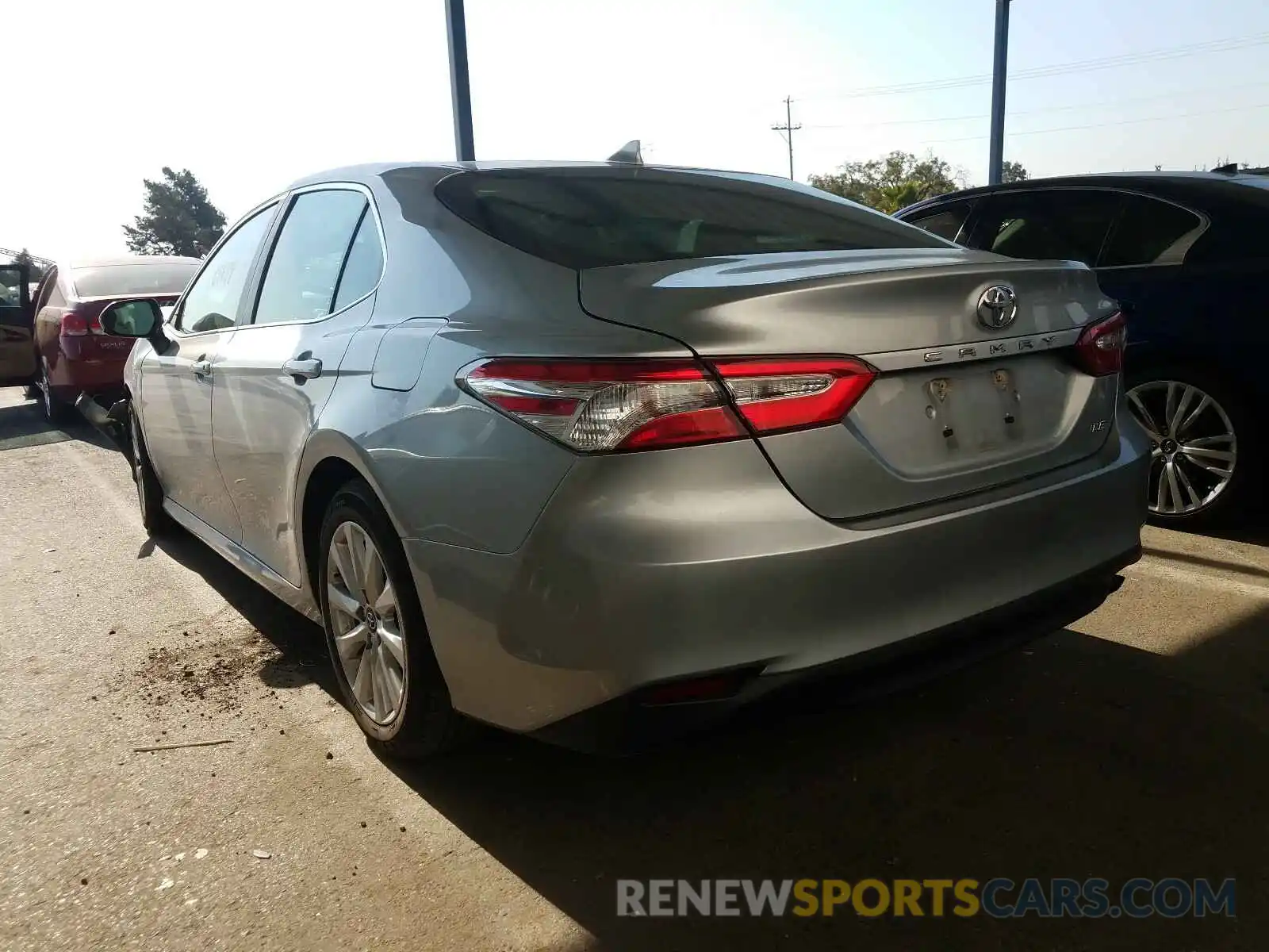 3 Photograph of a damaged car 4T1B11HK6KU809298 TOYOTA CAMRY 2019