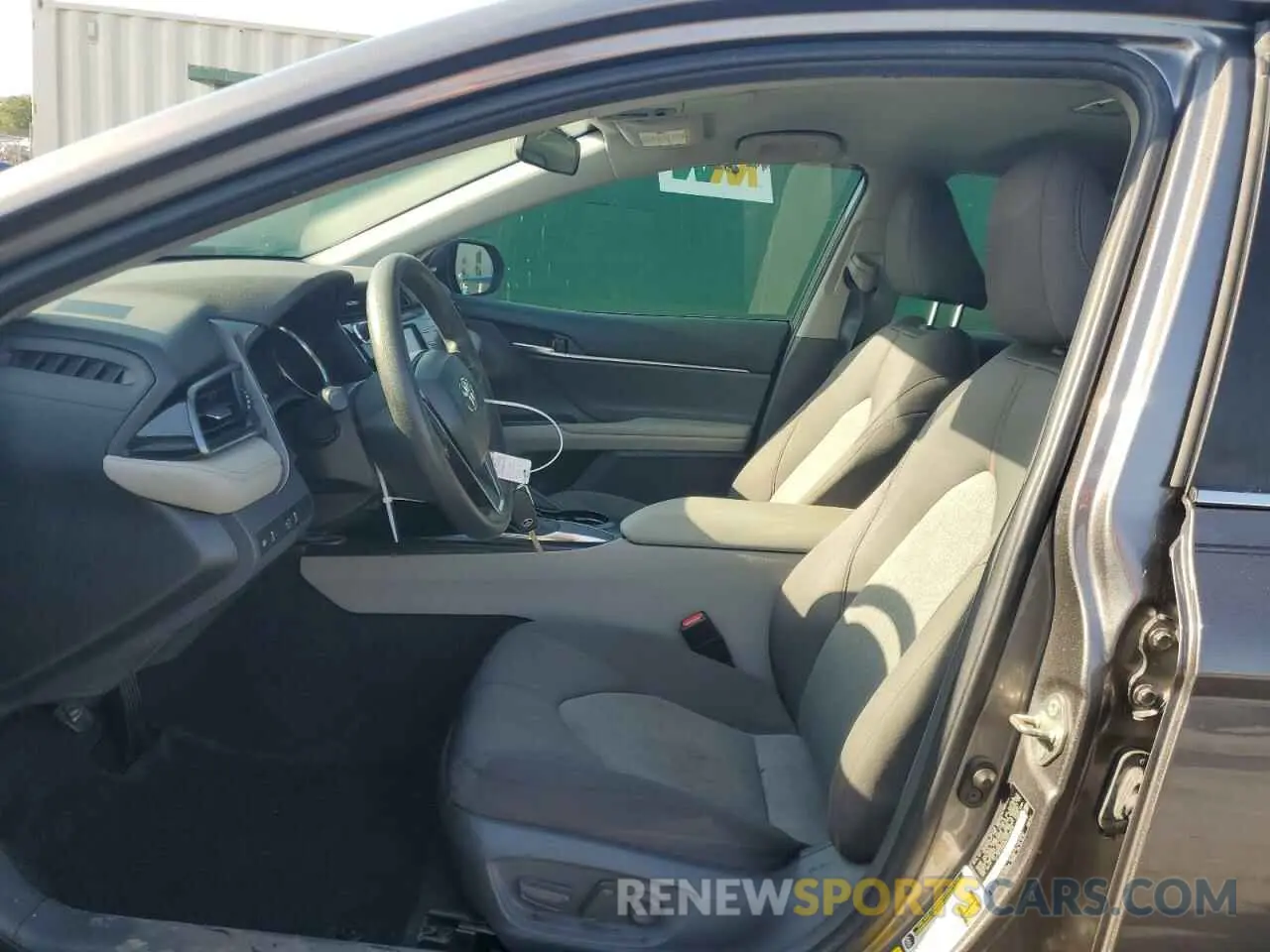 7 Photograph of a damaged car 4T1B11HK6KU813609 TOYOTA CAMRY 2019