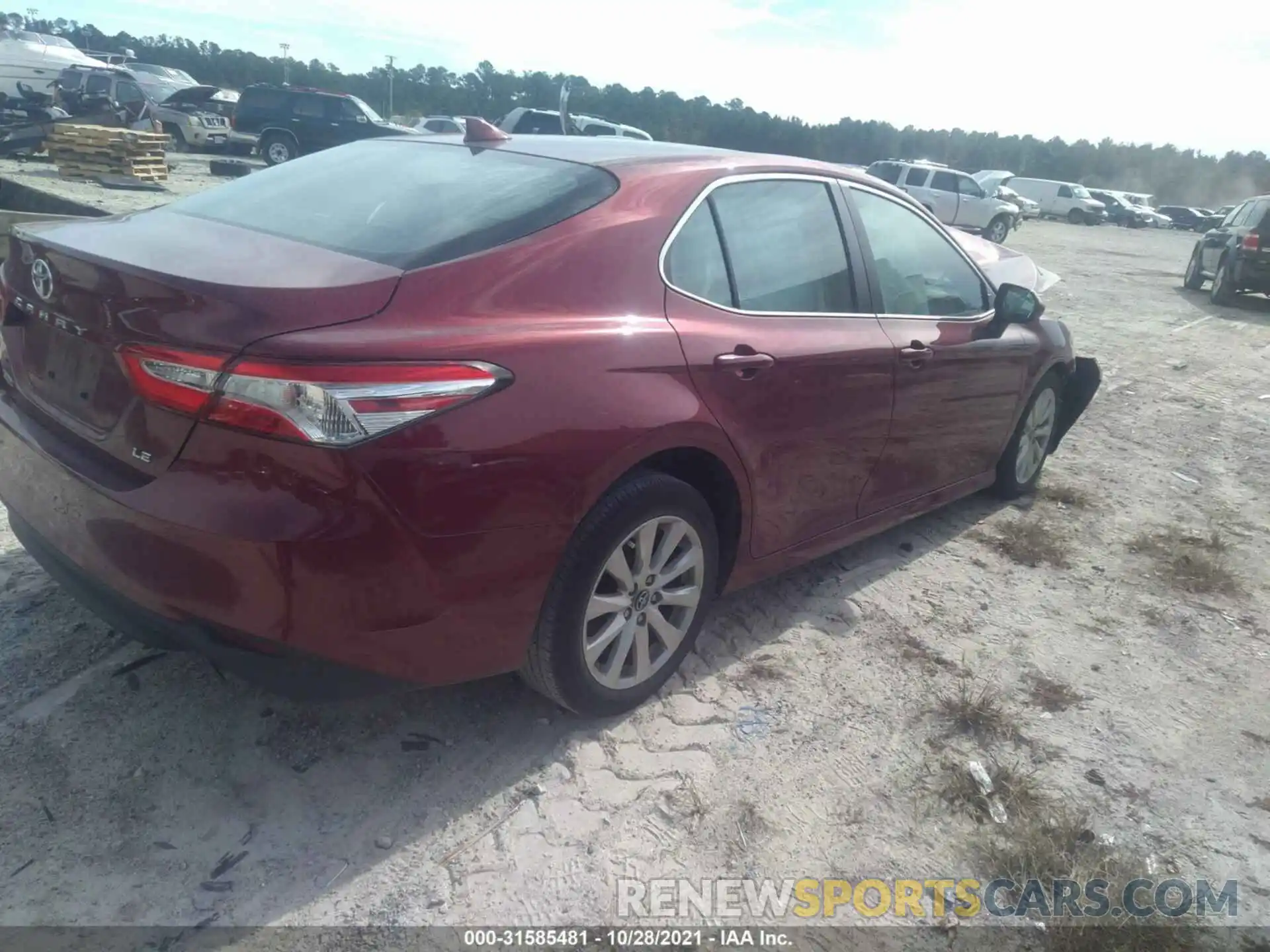 4 Photograph of a damaged car 4T1B11HK6KU814033 TOYOTA CAMRY 2019