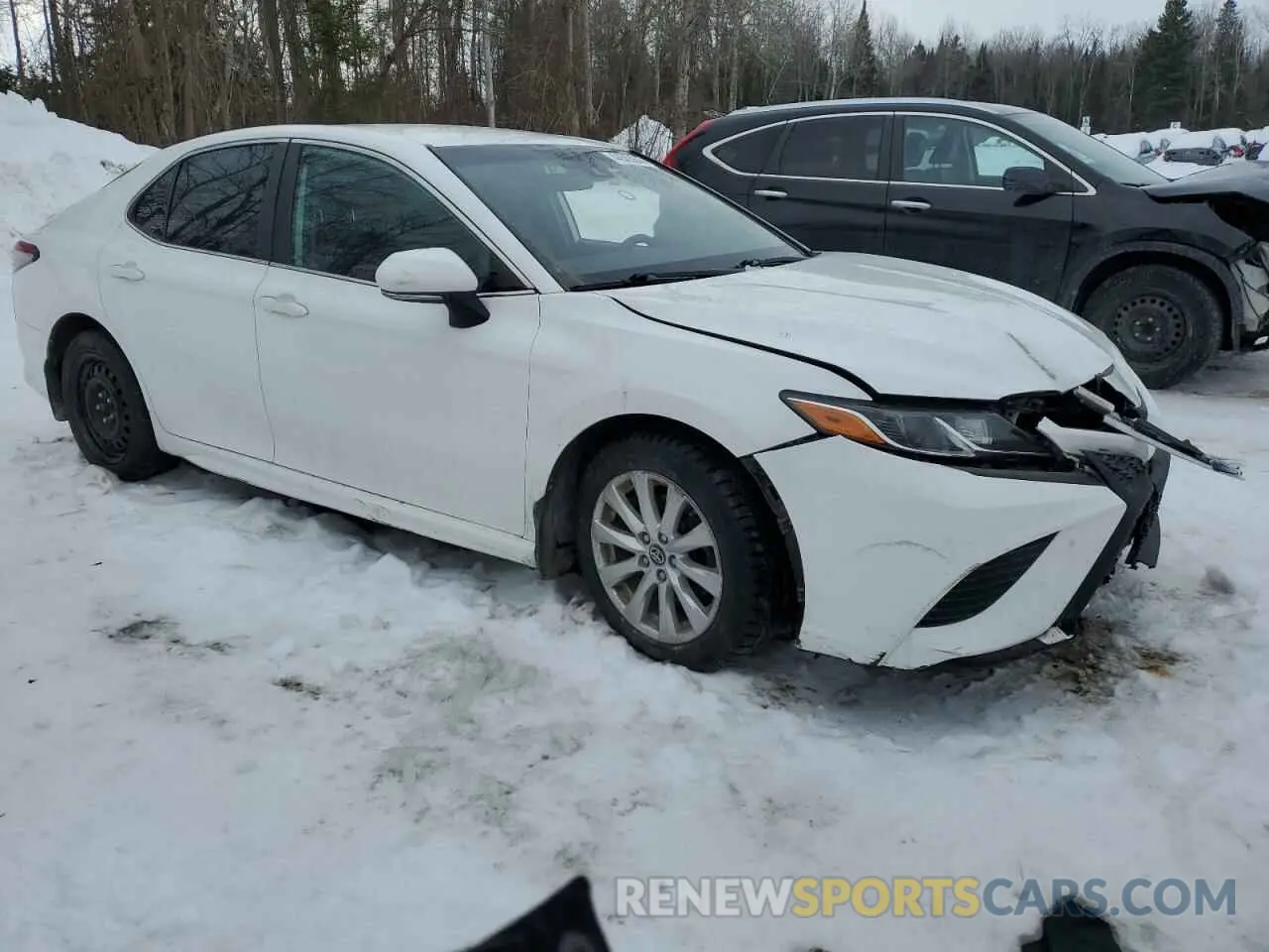 4 Photograph of a damaged car 4T1B11HK6KU819250 TOYOTA CAMRY 2019