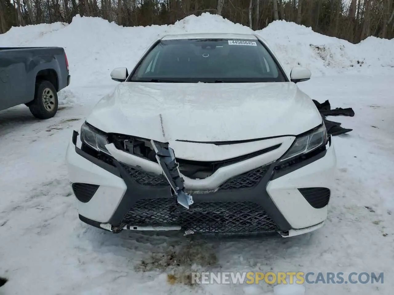 5 Photograph of a damaged car 4T1B11HK6KU819250 TOYOTA CAMRY 2019