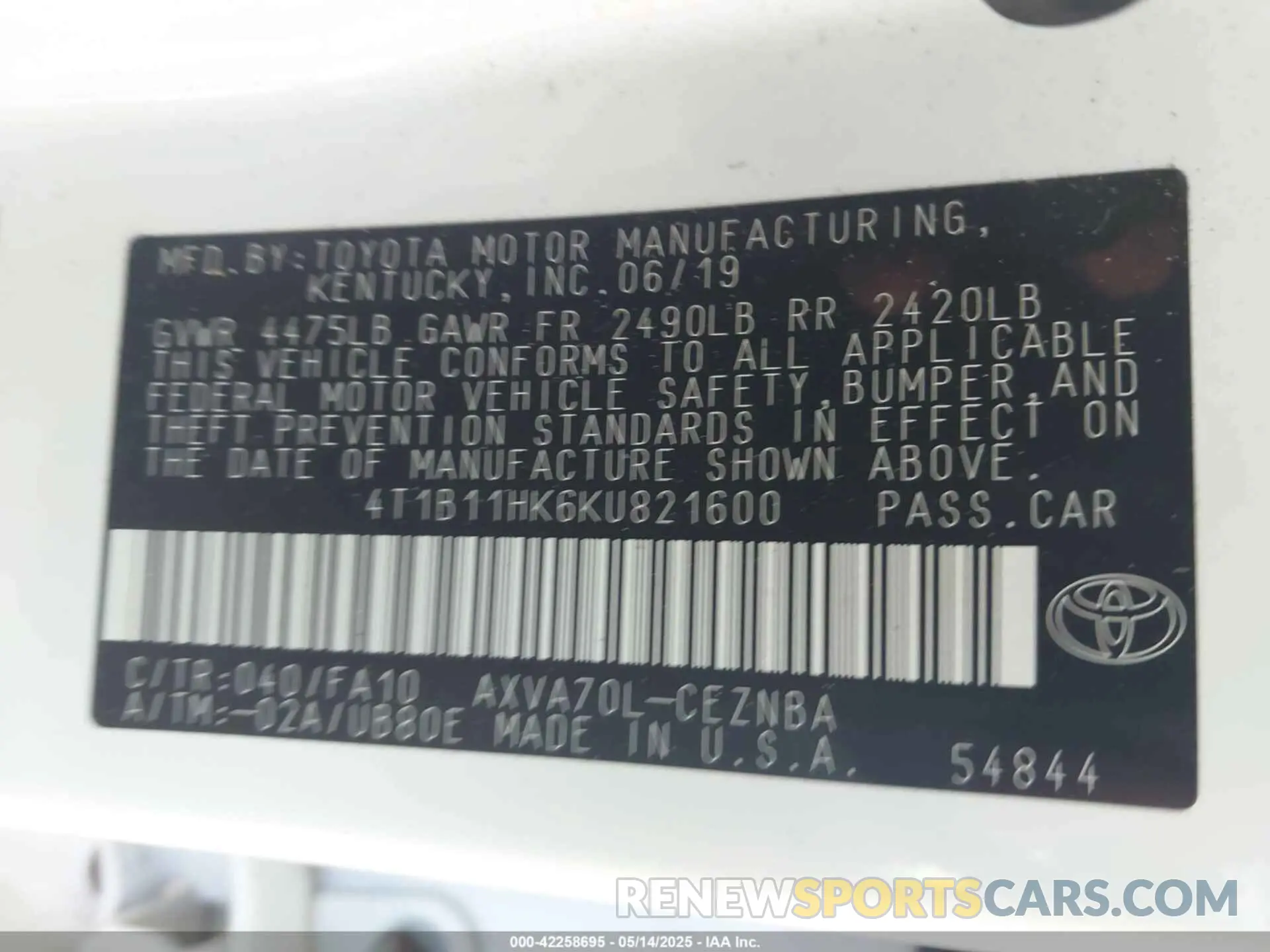 9 Photograph of a damaged car 4T1B11HK6KU821600 TOYOTA CAMRY 2019