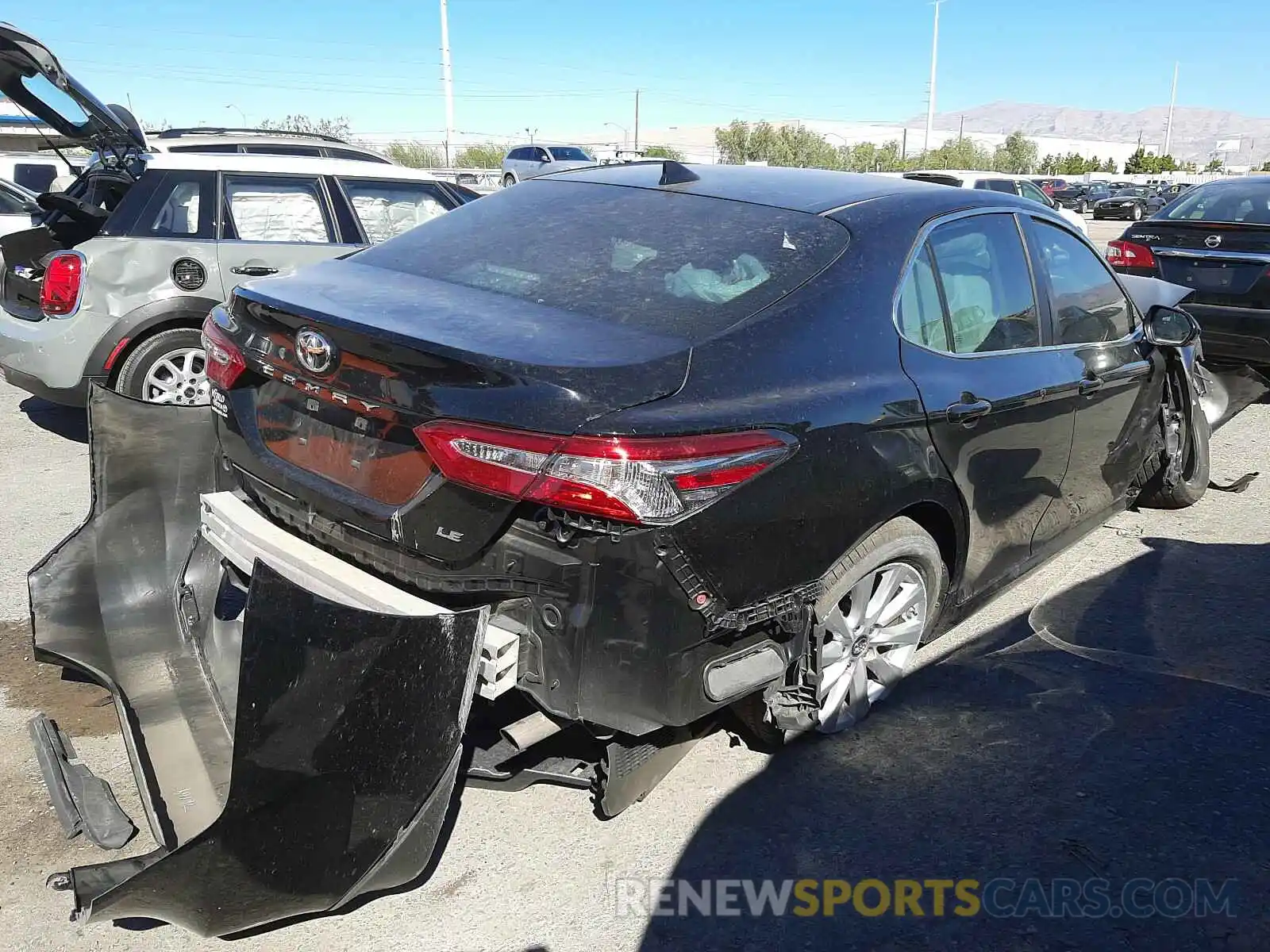 4 Photograph of a damaged car 4T1B11HK6KU824464 TOYOTA CAMRY 2019