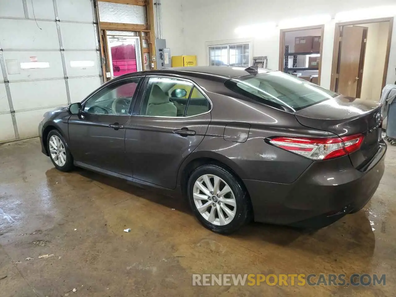 2 Photograph of a damaged car 4T1B11HK6KU825145 TOYOTA CAMRY 2019