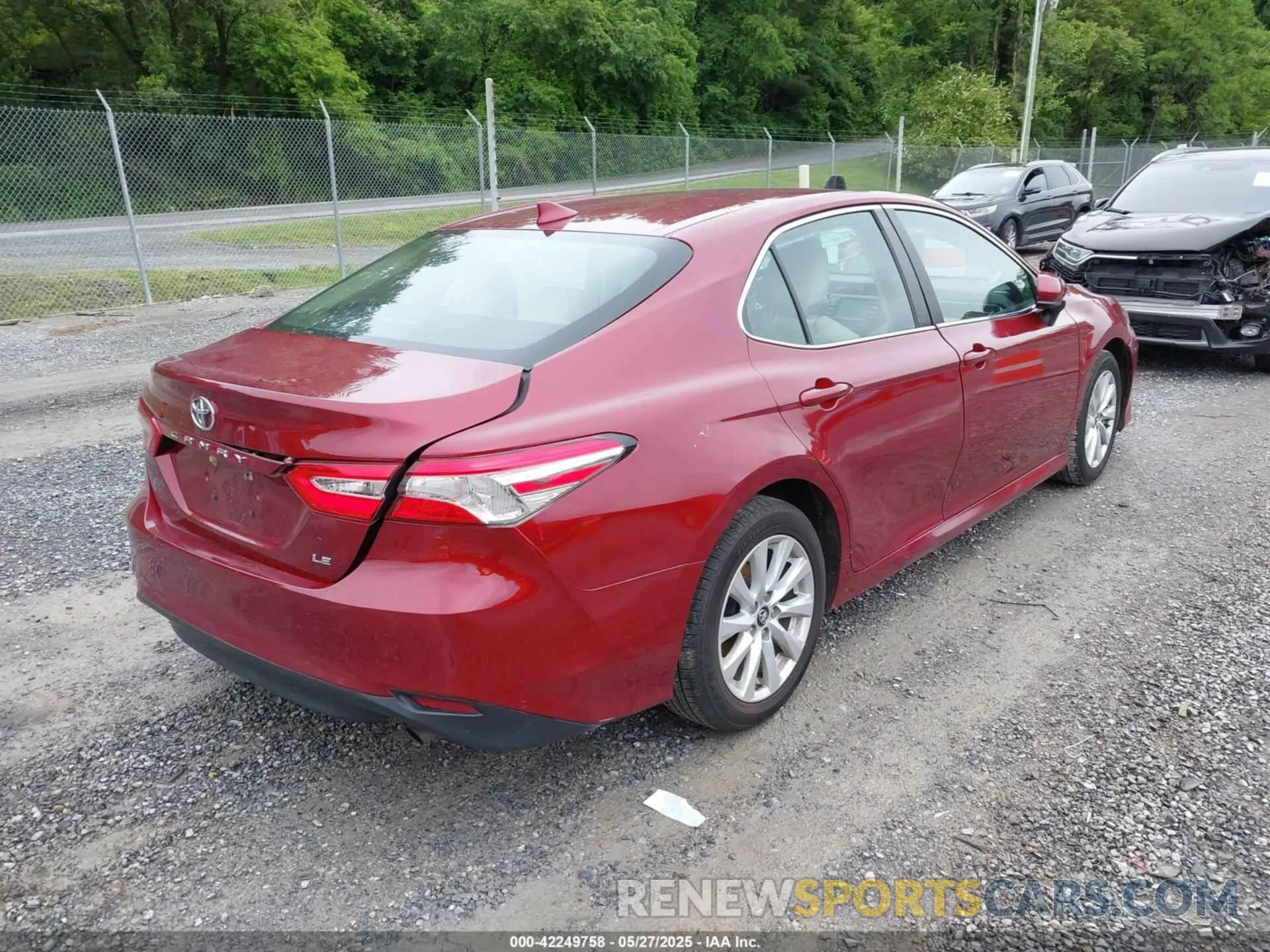 4 Photograph of a damaged car 4T1B11HK6KU825971 TOYOTA CAMRY 2019