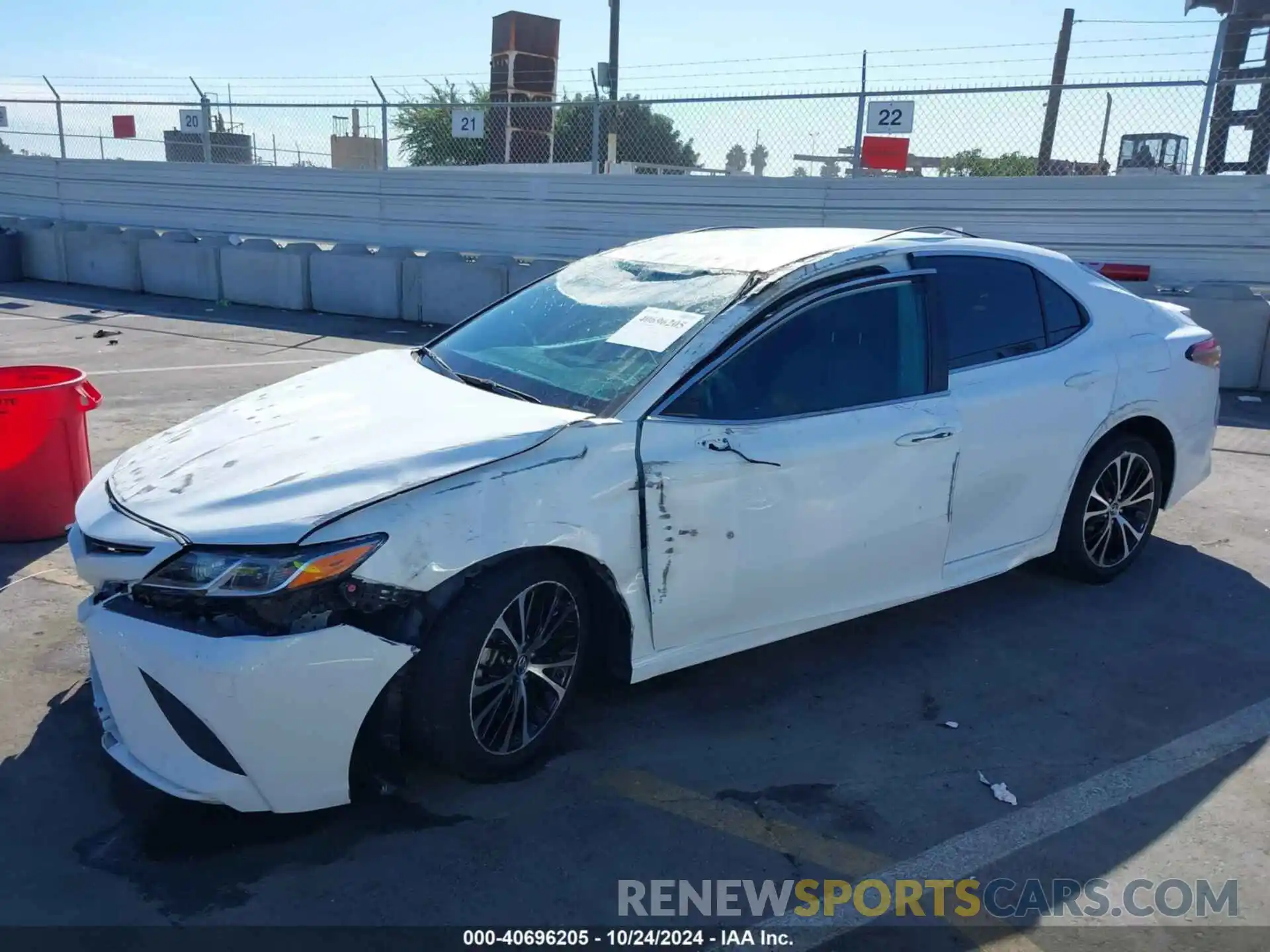 2 Photograph of a damaged car 4T1B11HK6KU829826 TOYOTA CAMRY 2019