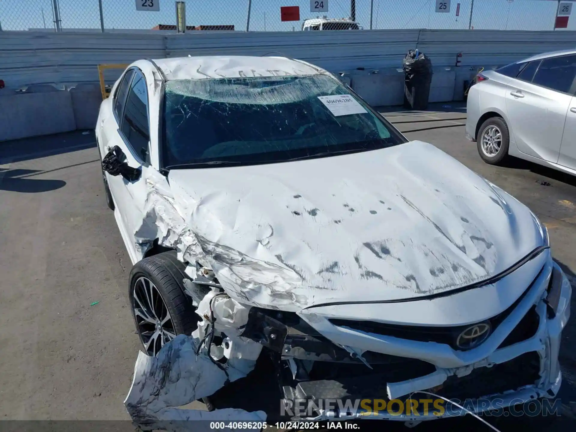 6 Photograph of a damaged car 4T1B11HK6KU829826 TOYOTA CAMRY 2019