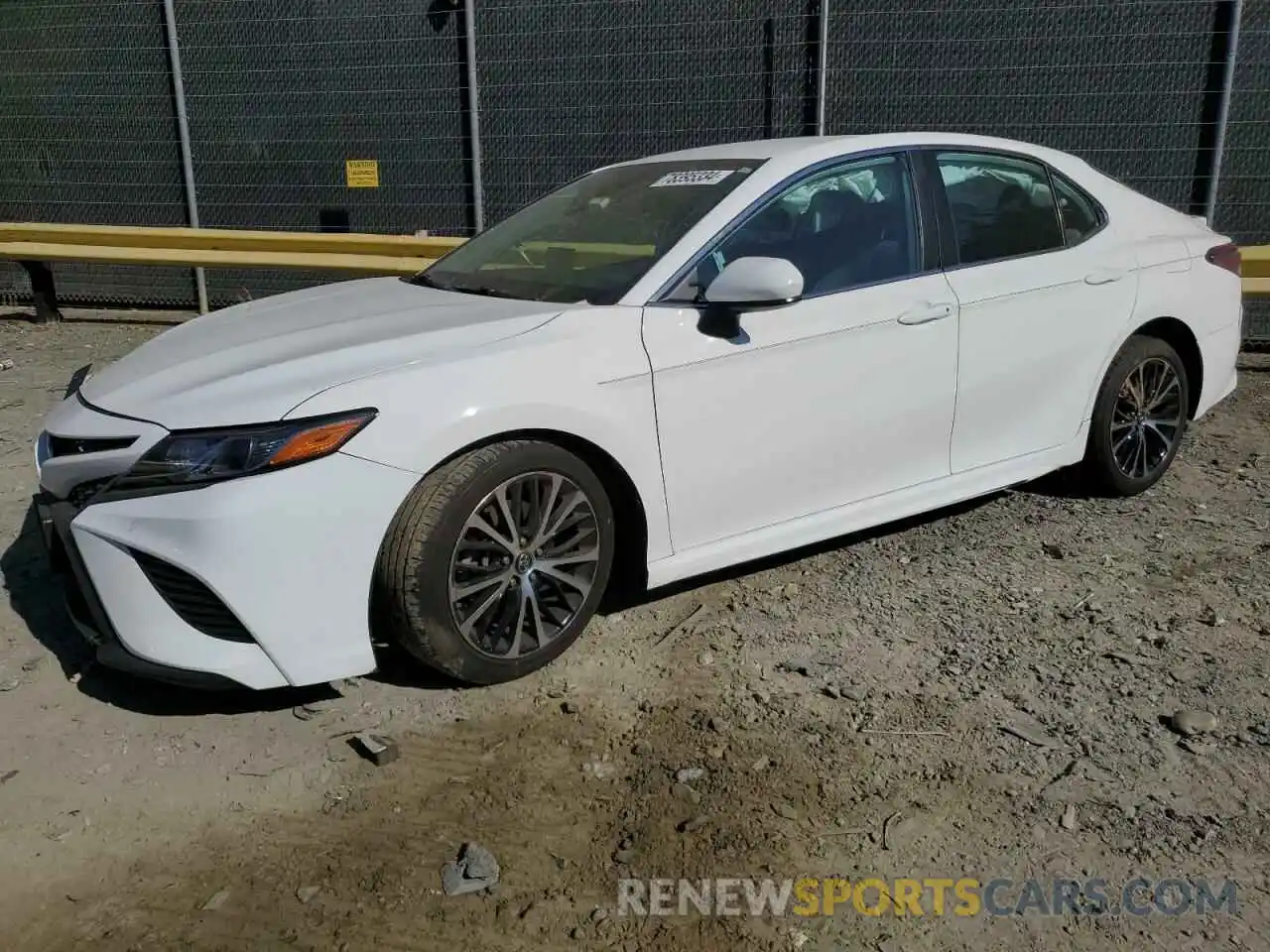 1 Photograph of a damaged car 4T1B11HK6KU839448 TOYOTA CAMRY 2019