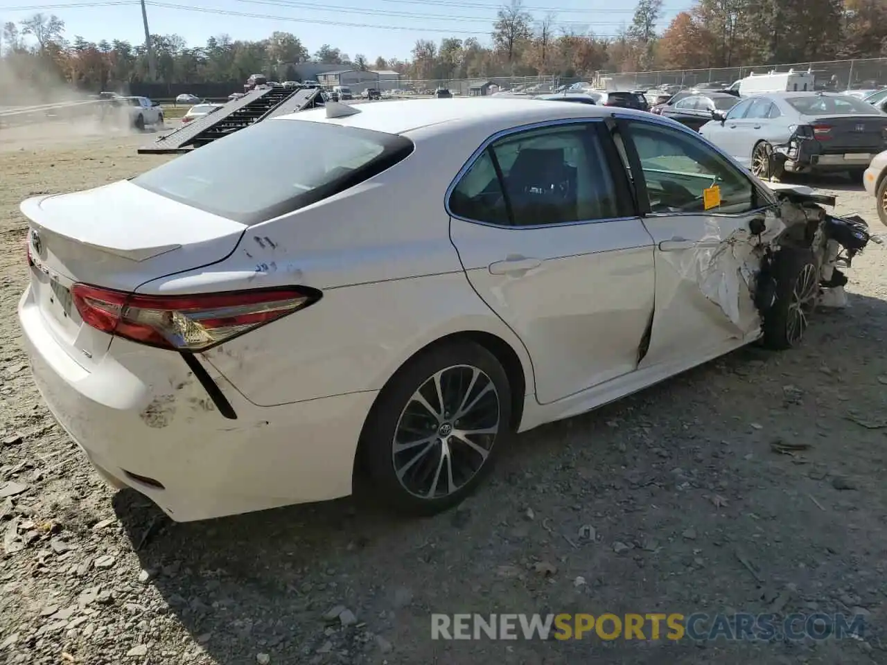 3 Photograph of a damaged car 4T1B11HK6KU839448 TOYOTA CAMRY 2019