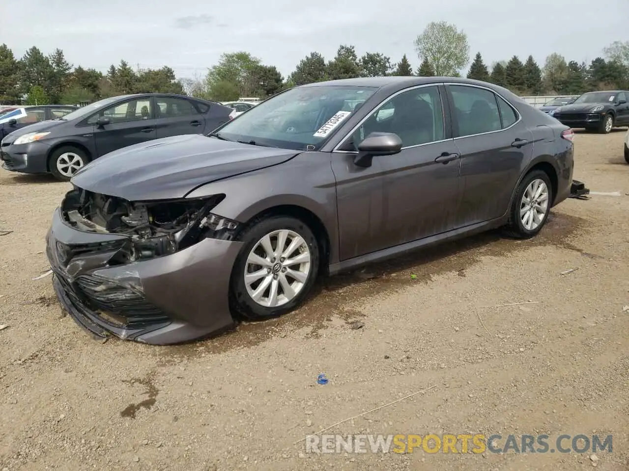 1 Photograph of a damaged car 4T1B11HK6KU841376 TOYOTA CAMRY 2019
