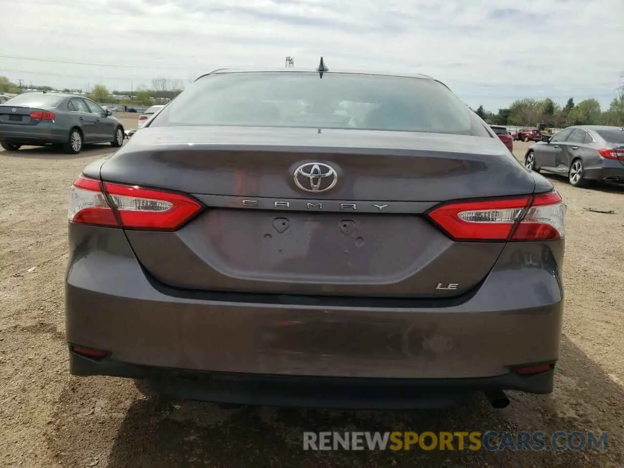 6 Photograph of a damaged car 4T1B11HK6KU841376 TOYOTA CAMRY 2019