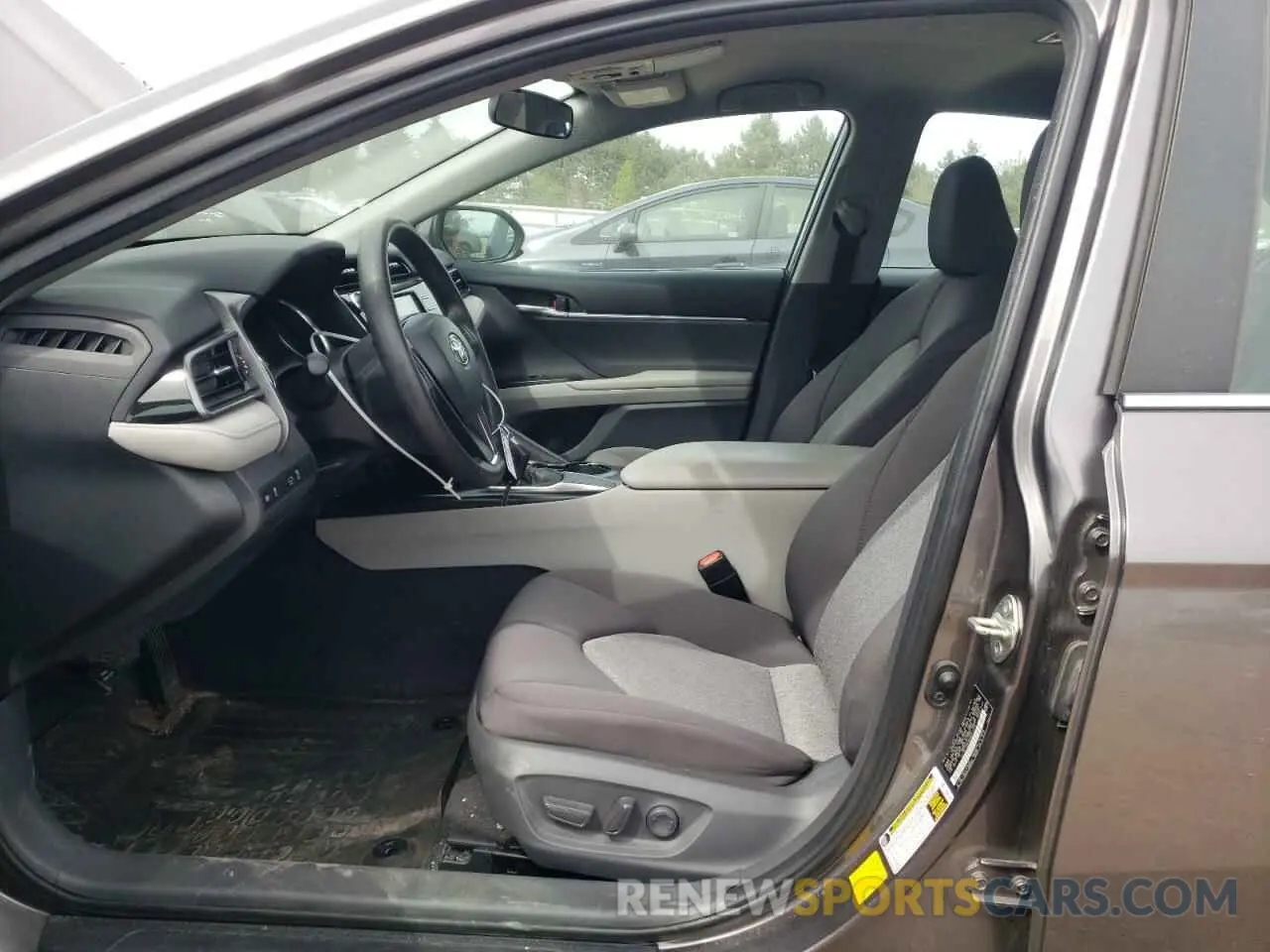 7 Photograph of a damaged car 4T1B11HK6KU841376 TOYOTA CAMRY 2019