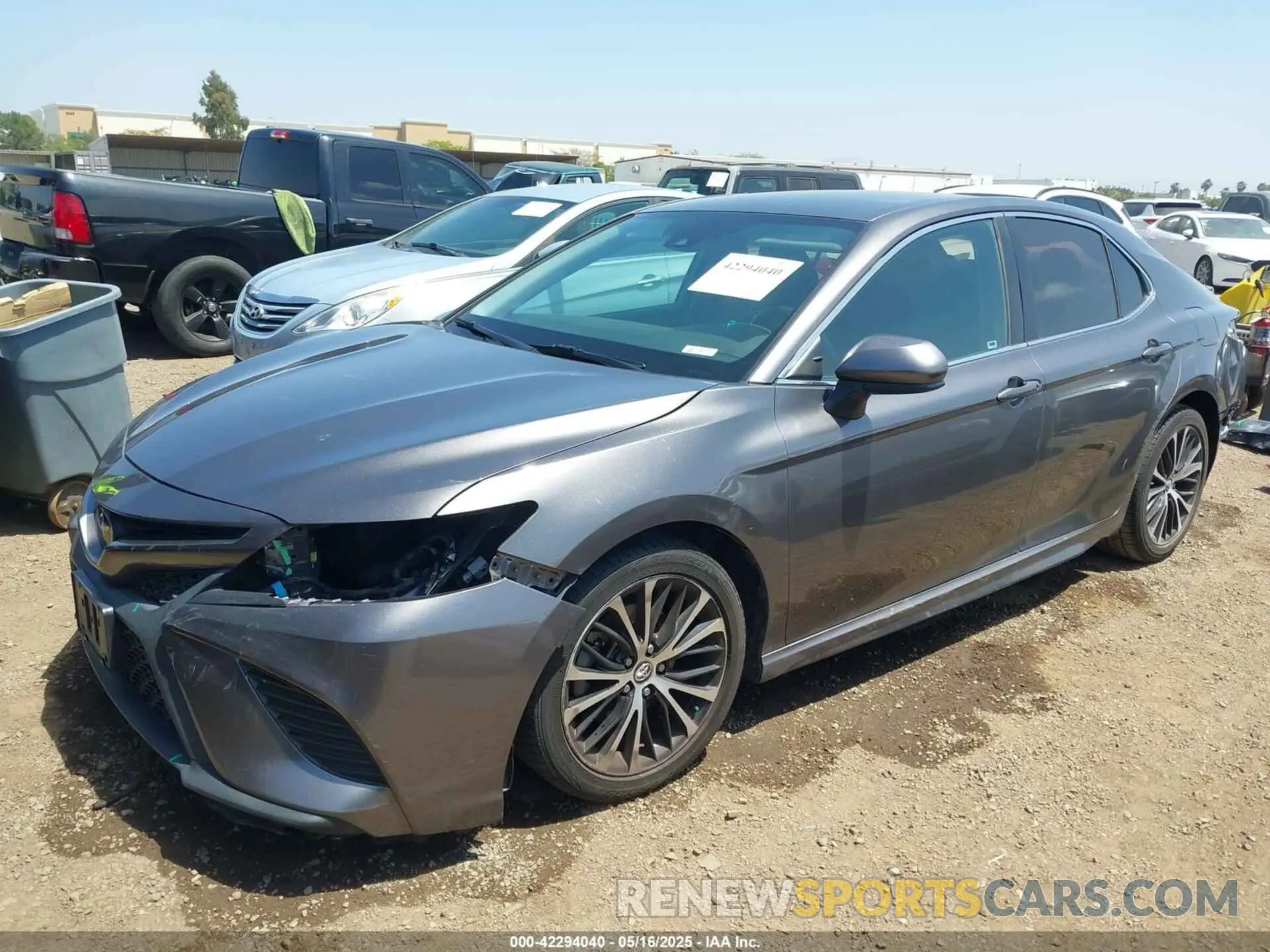 2 Photograph of a damaged car 4T1B11HK6KU842267 TOYOTA CAMRY 2019