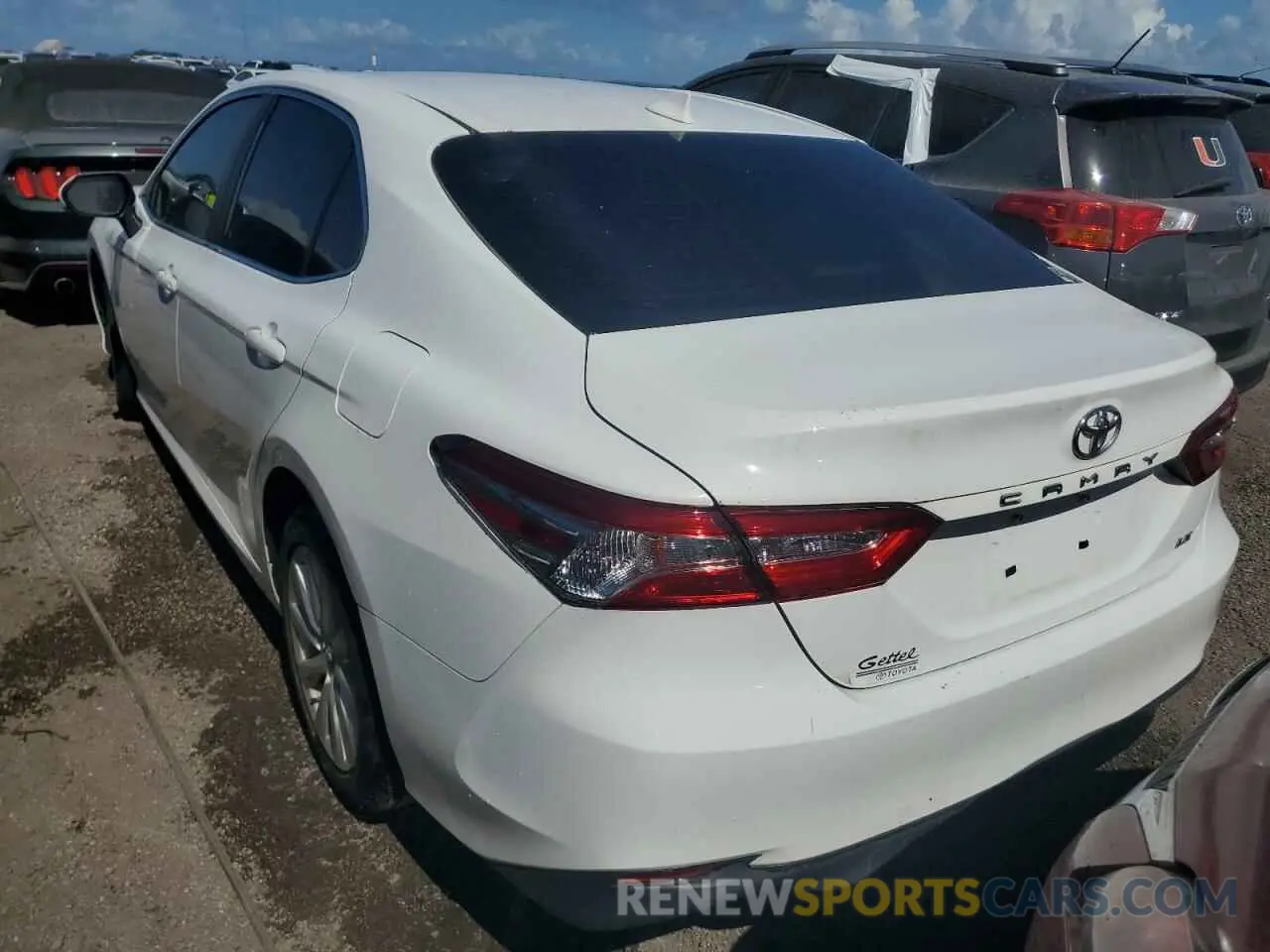 6 Photograph of a damaged car 4T1B11HK6KU844519 TOYOTA CAMRY 2019