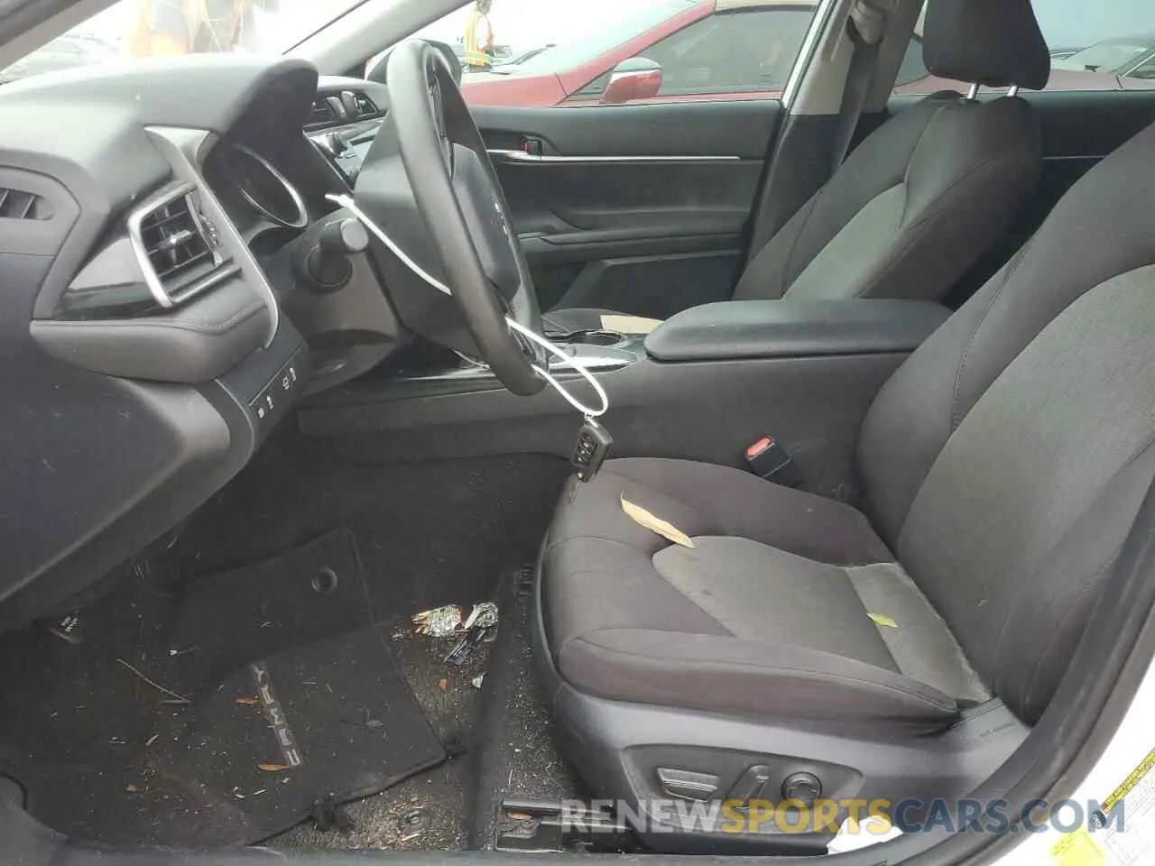 7 Photograph of a damaged car 4T1B11HK6KU844519 TOYOTA CAMRY 2019