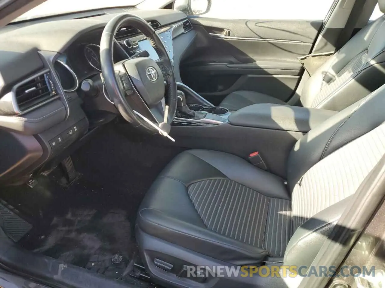 7 Photograph of a damaged car 4T1B11HK6KU848697 TOYOTA CAMRY 2019