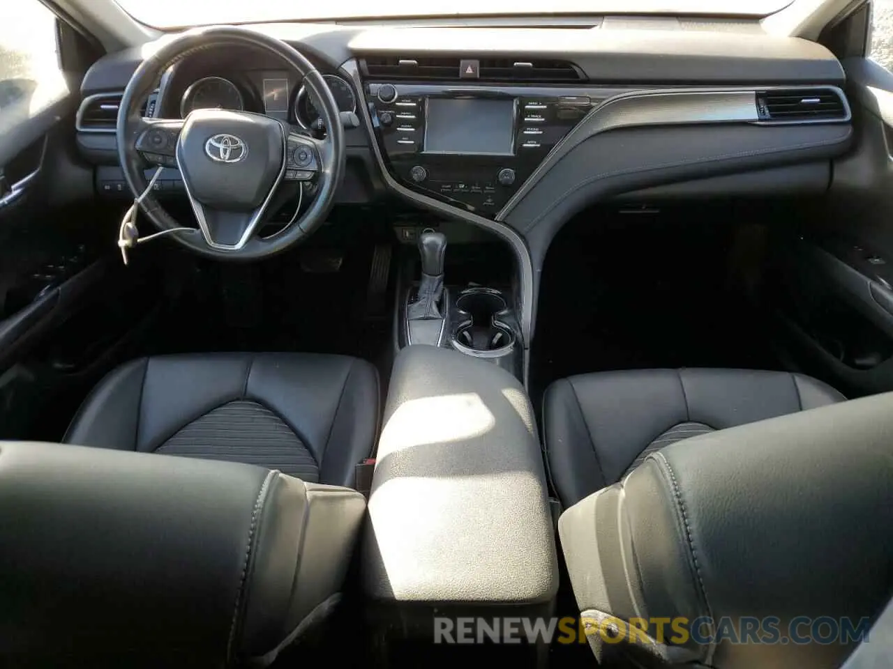 8 Photograph of a damaged car 4T1B11HK6KU848697 TOYOTA CAMRY 2019
