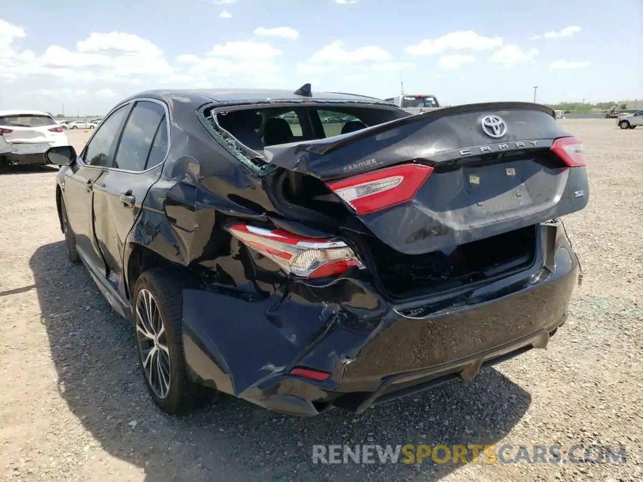 3 Photograph of a damaged car 4T1B11HK6KU850210 TOYOTA CAMRY 2019