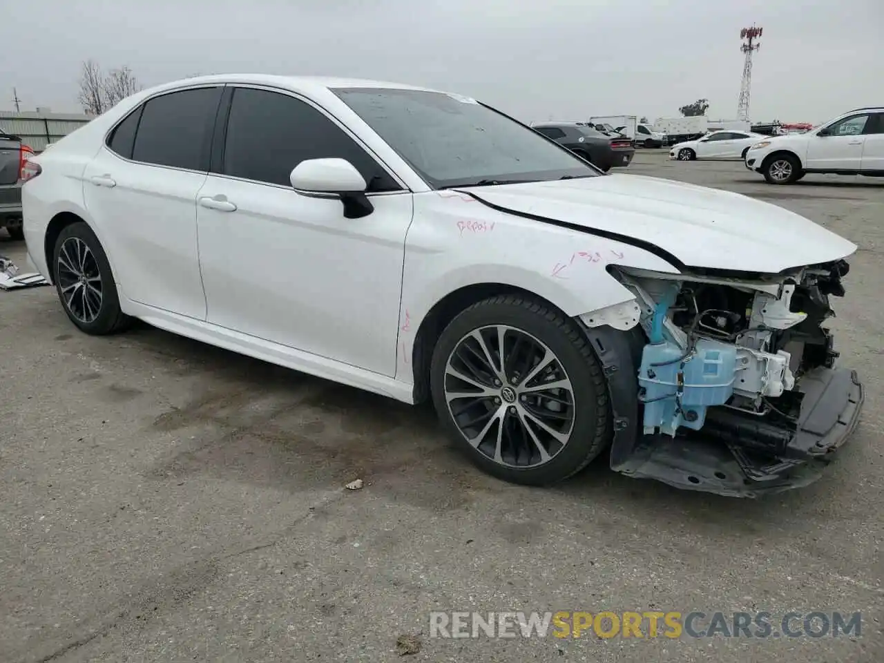 4 Photograph of a damaged car 4T1B11HK6KU854144 TOYOTA CAMRY 2019