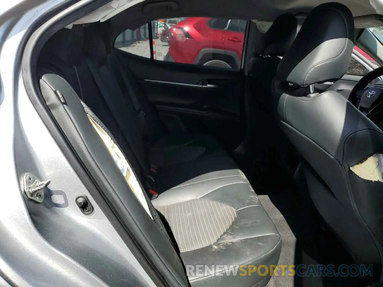 10 Photograph of a damaged car 4T1B11HK6KU856282 TOYOTA CAMRY 2019