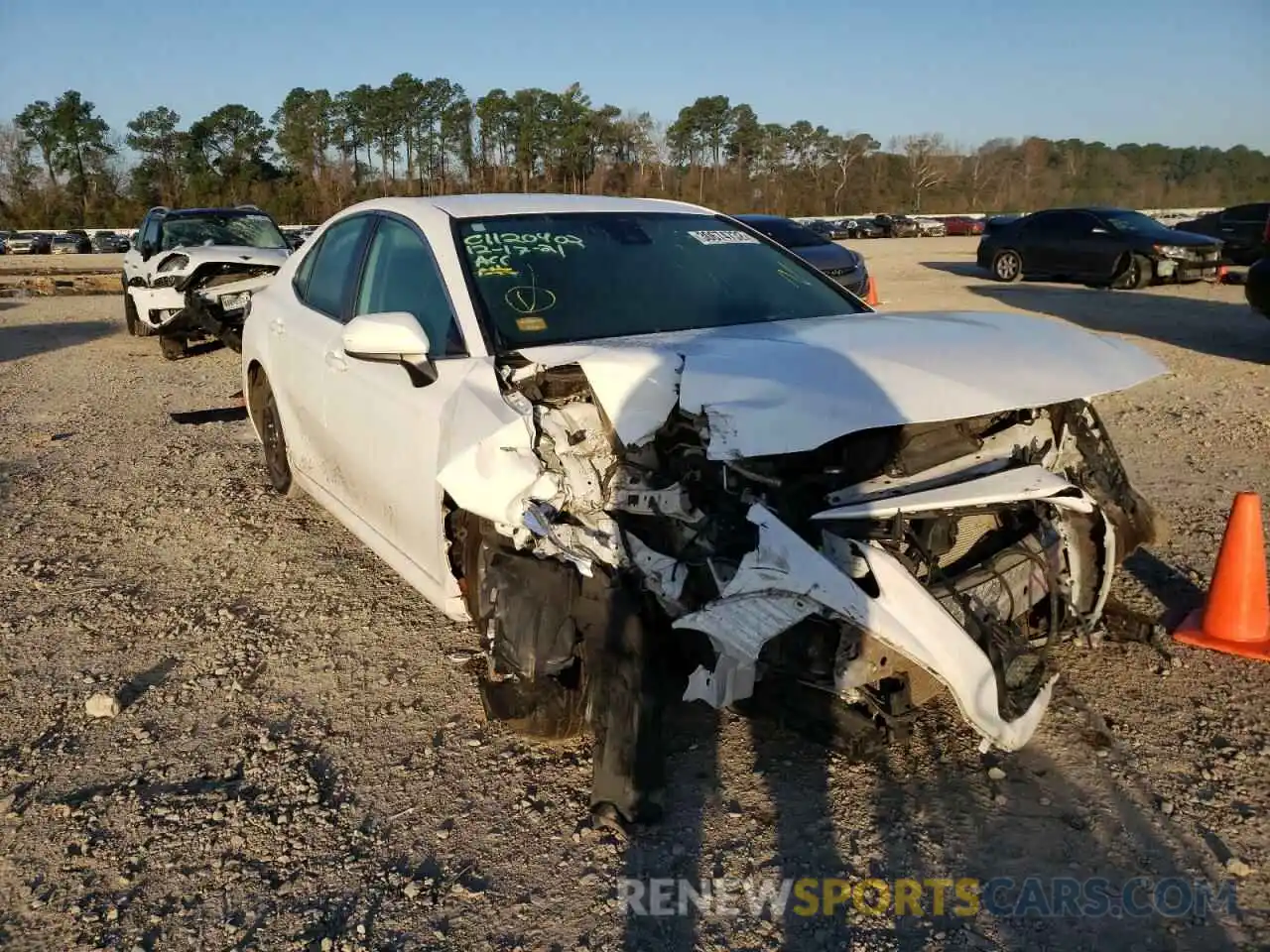 1 Photograph of a damaged car 4T1B11HK6KU856315 TOYOTA CAMRY 2019