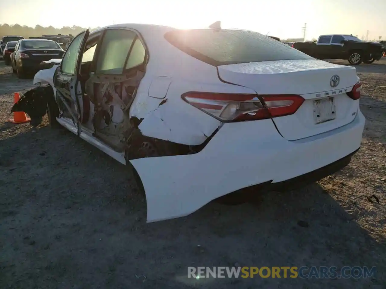 3 Photograph of a damaged car 4T1B11HK6KU856315 TOYOTA CAMRY 2019