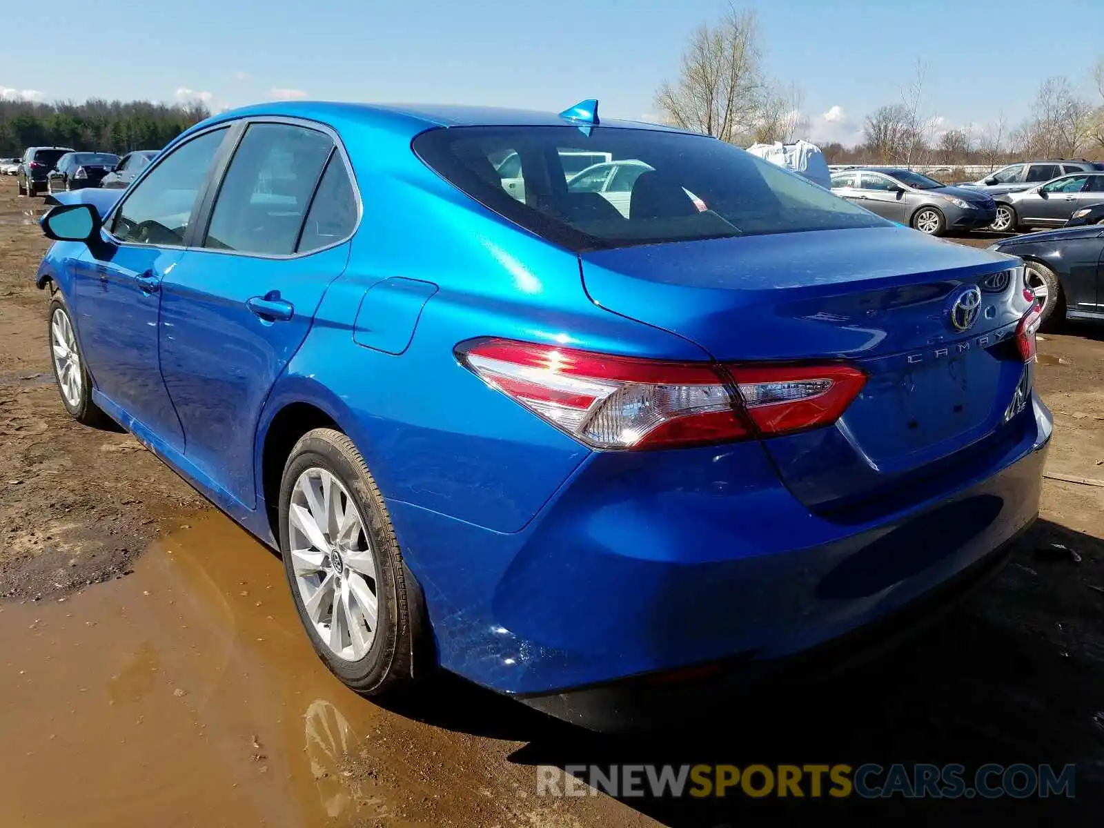 3 Photograph of a damaged car 4T1B11HK7KU160756 TOYOTA CAMRY 2019